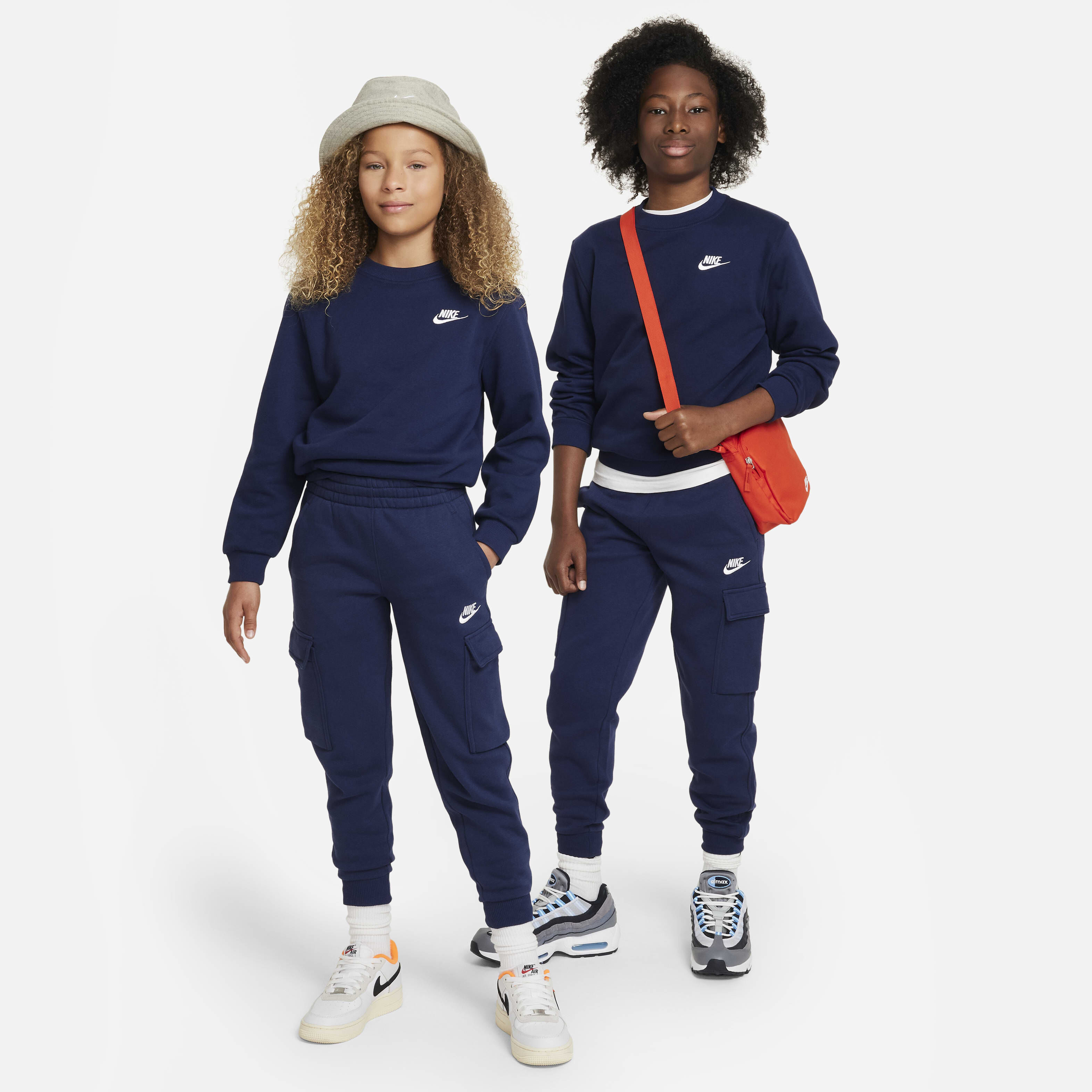 نايكي سبورتسوير كلوب فليس image number 3