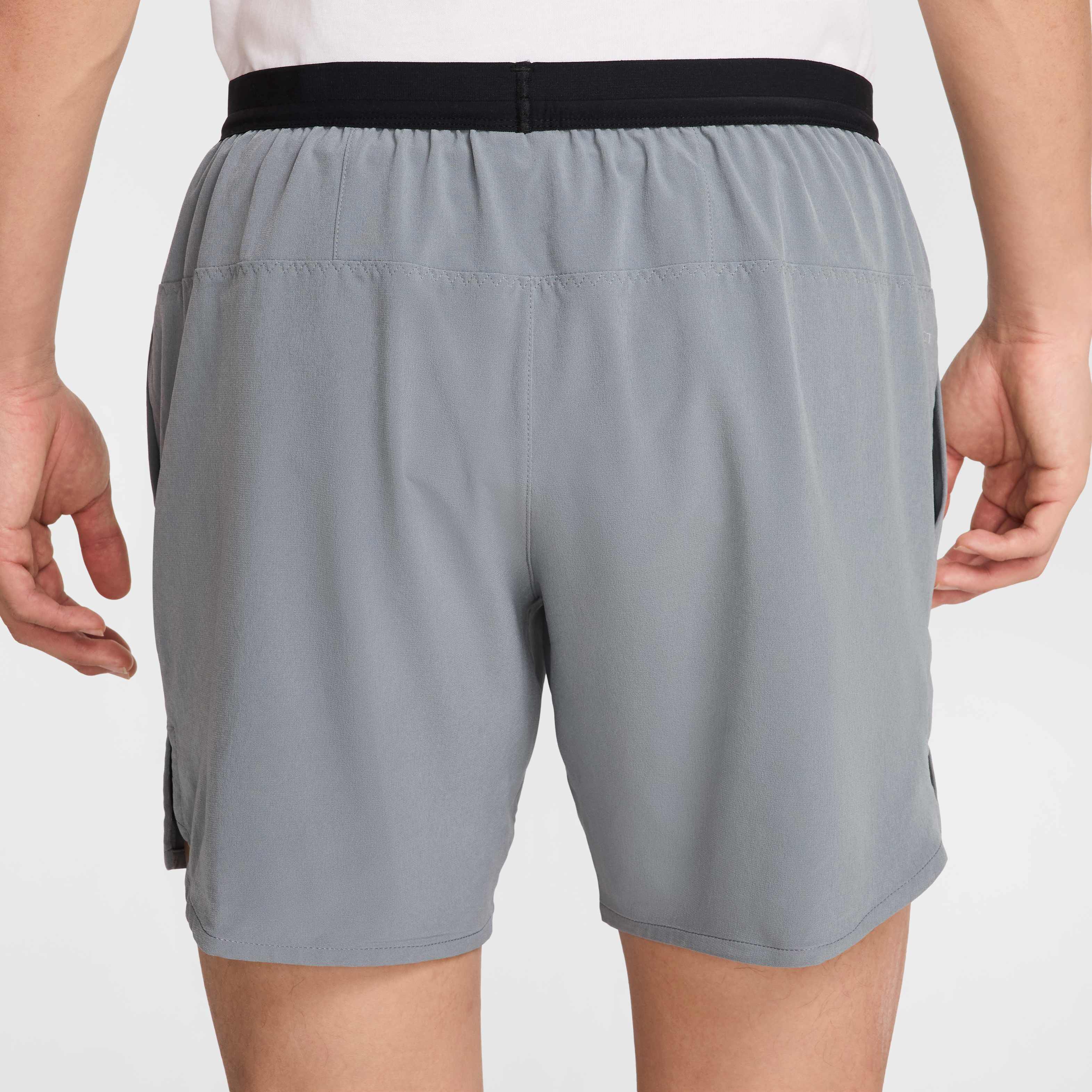 Nike Air Max image number 2