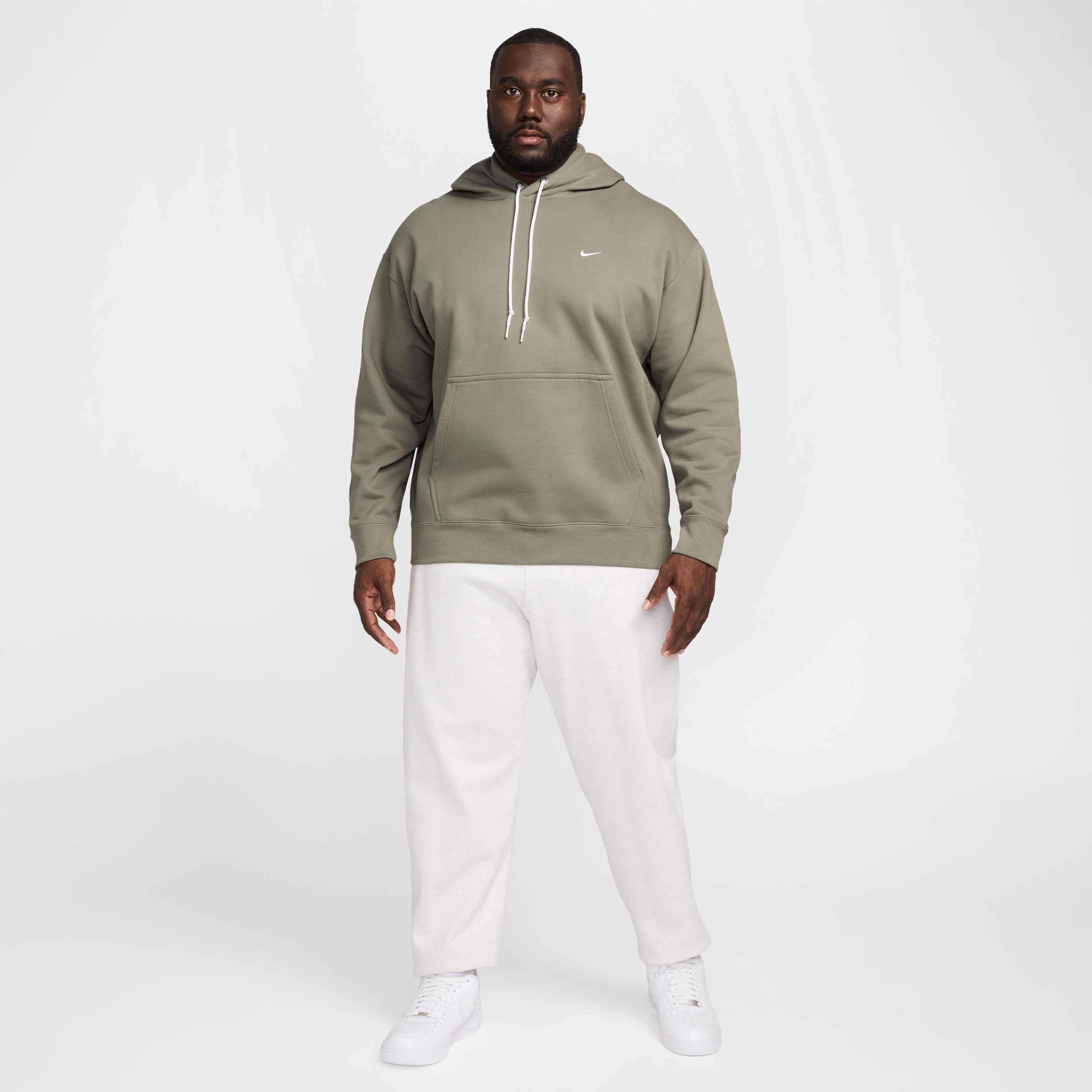 نايكي سولو سووش image number 13