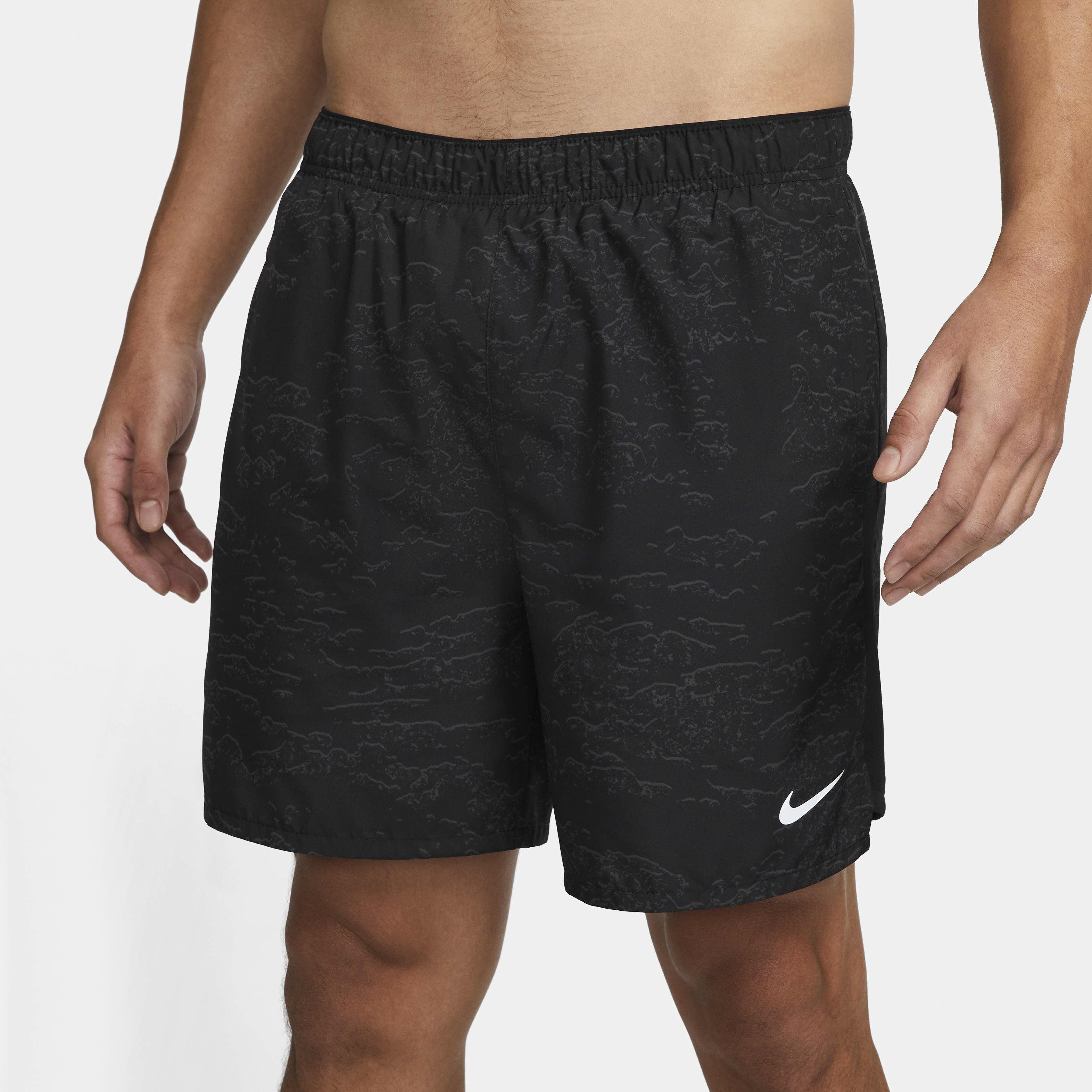 Nike Dri-FIT Run Division Challenger image number 1