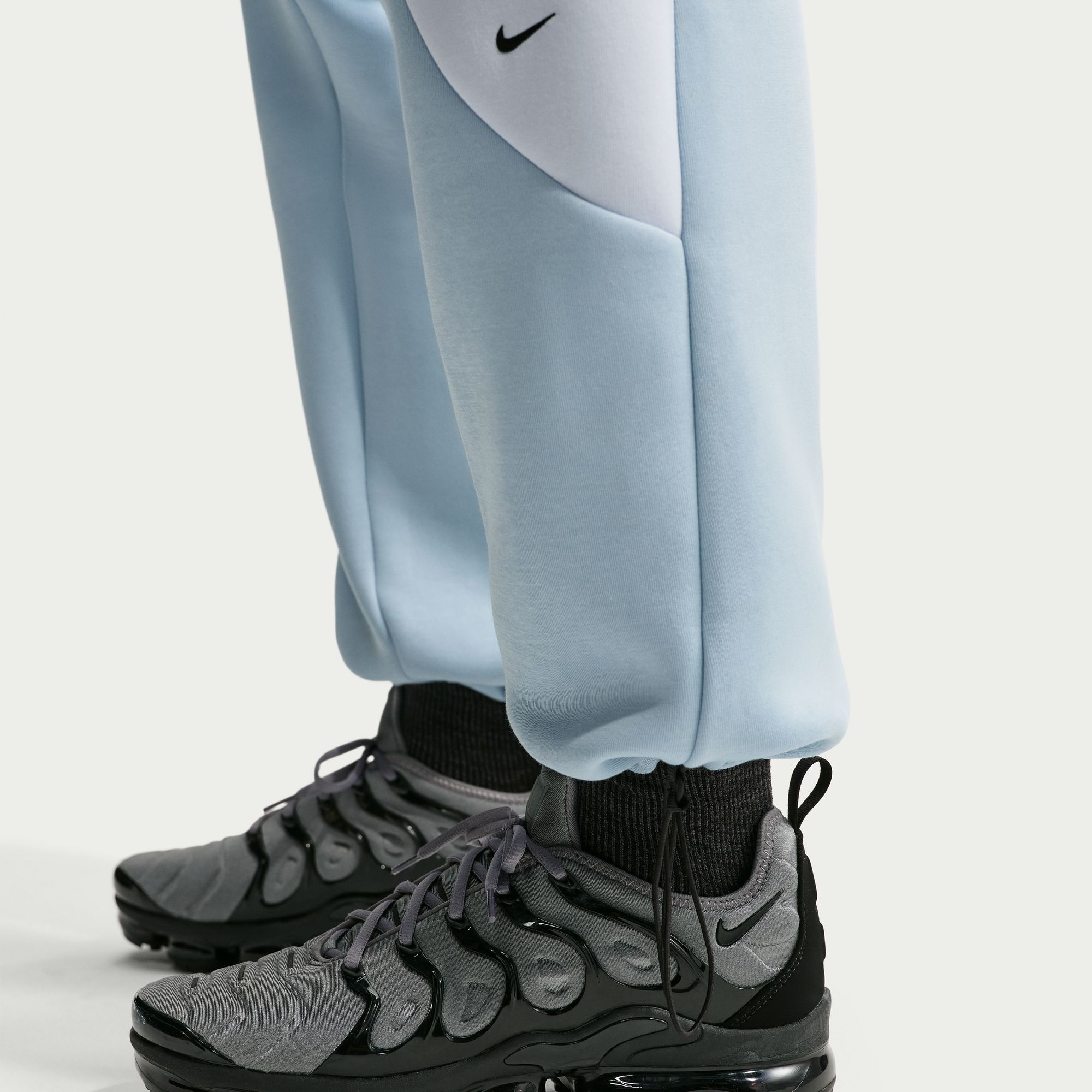Nike Tech image number 5