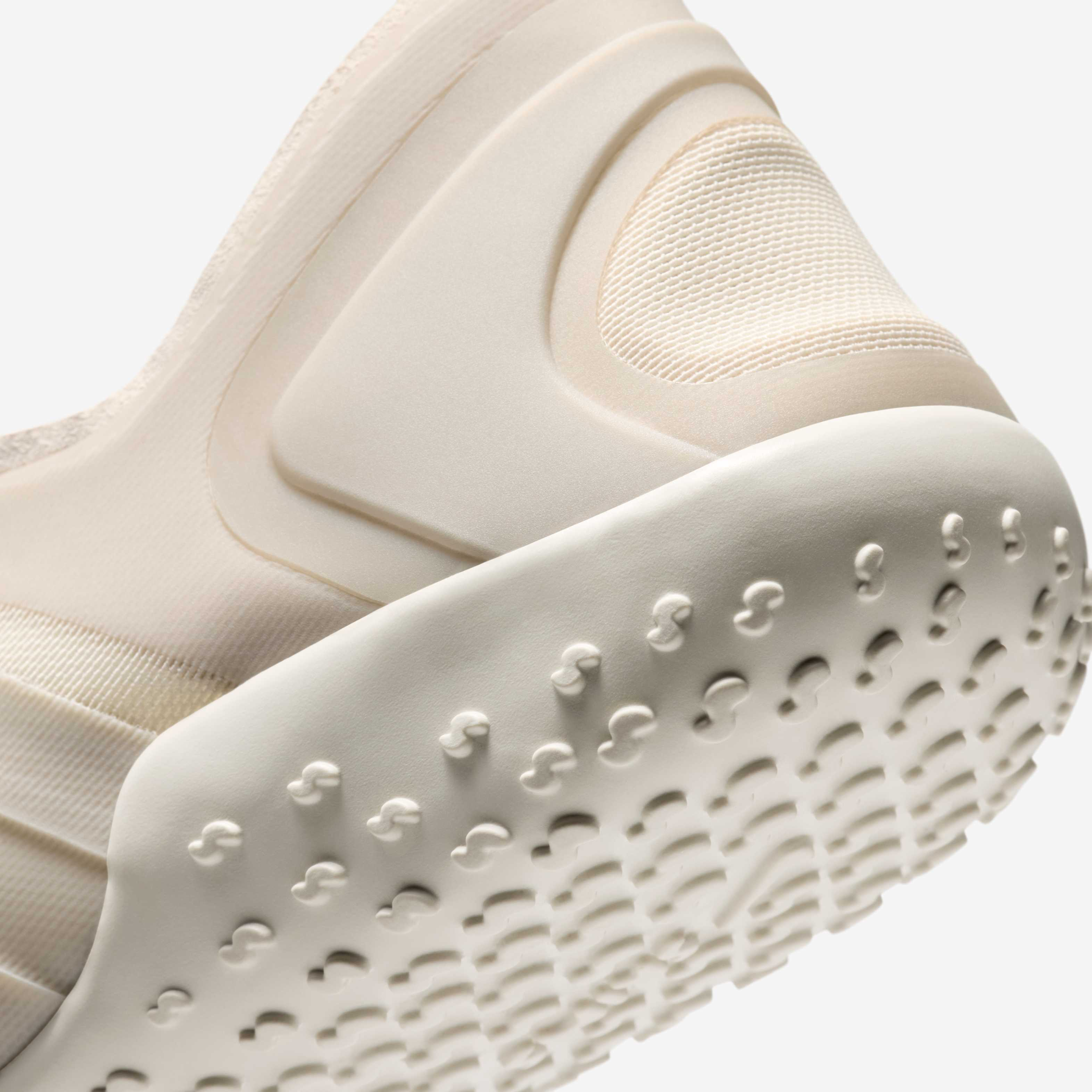 NikeSKIMS Rift Mesh image number 7