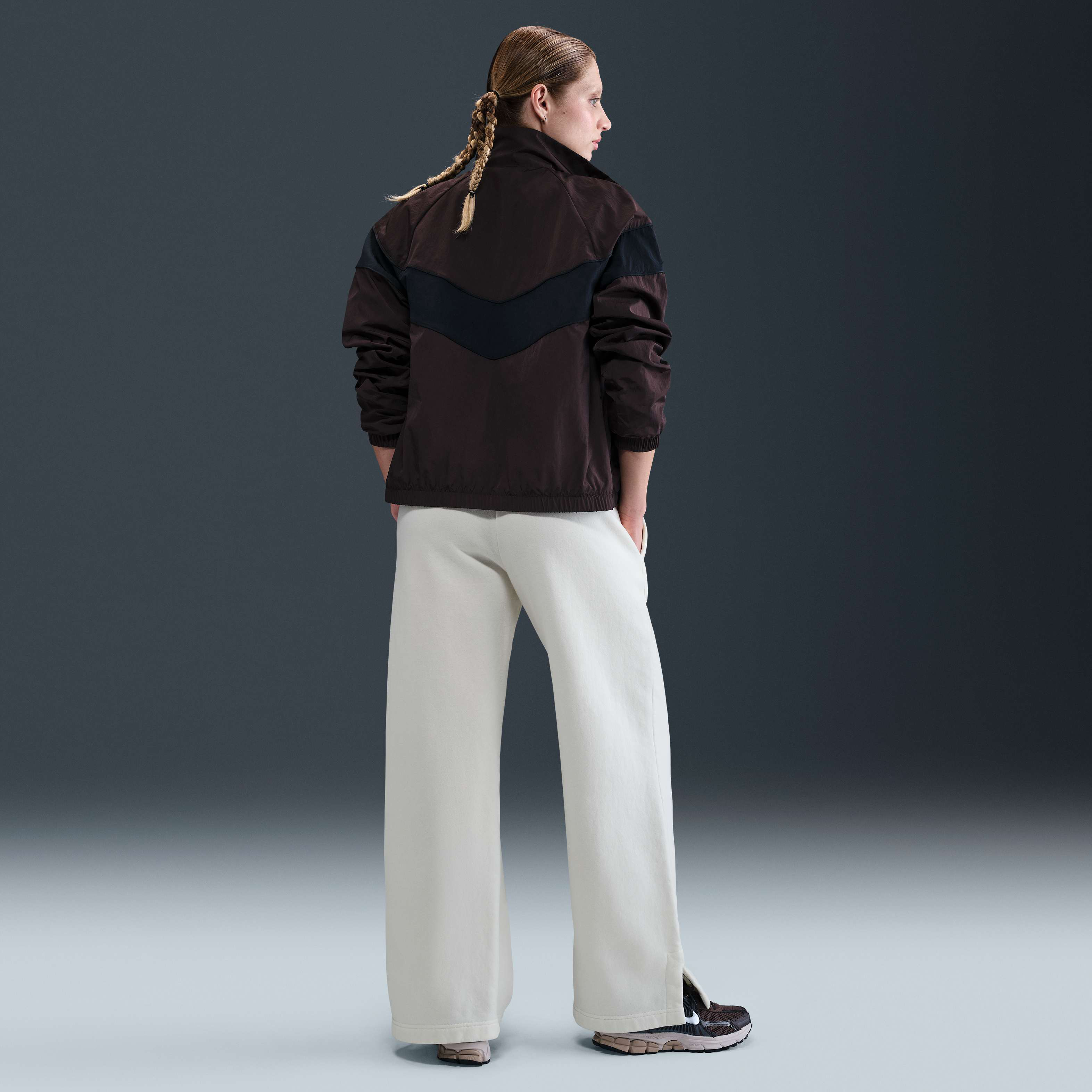 نايكي سبورتسوير فينيكس فليس image number 3