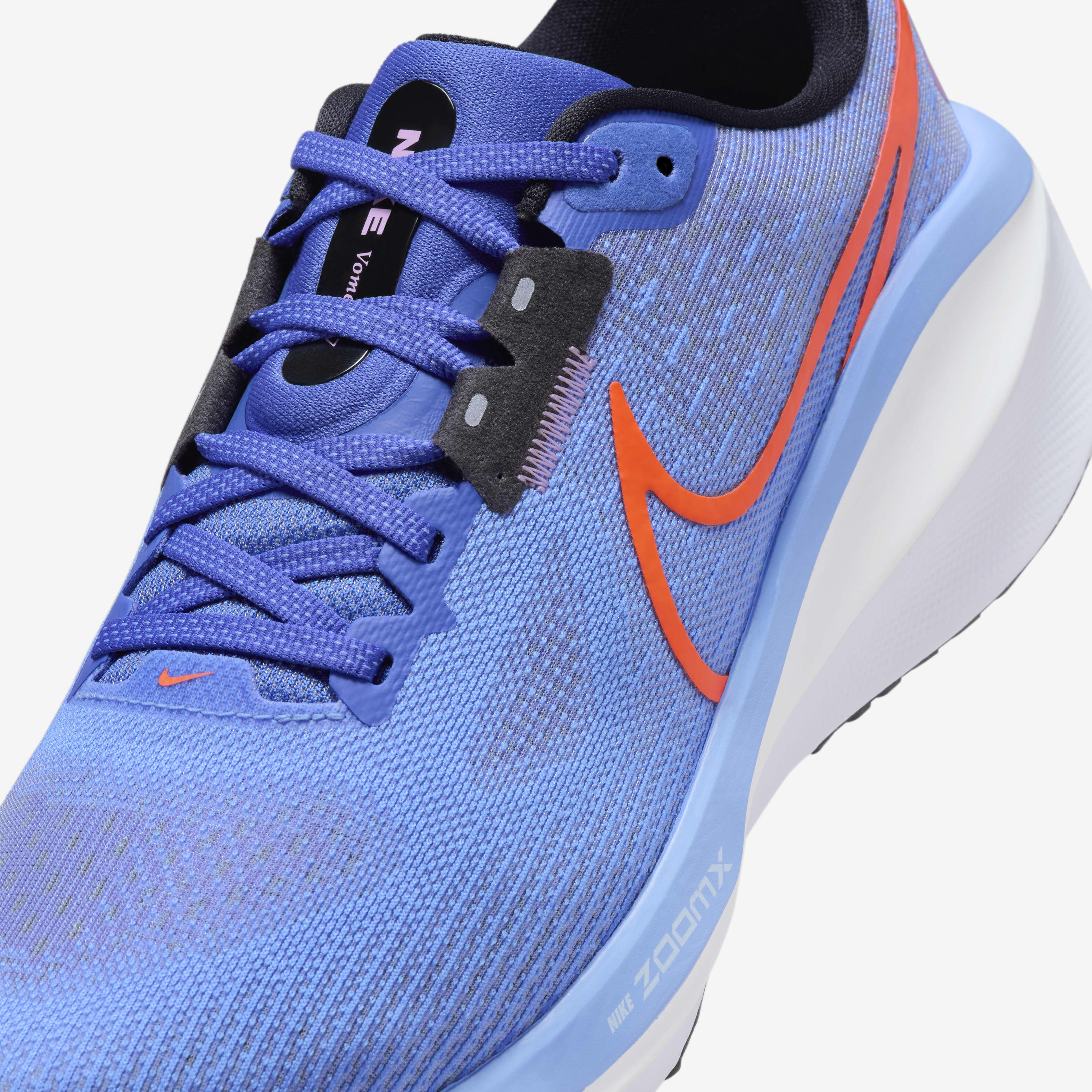 Buy Nike Vomero 17 Women s Road Running Shoes Nike Qatar Official
