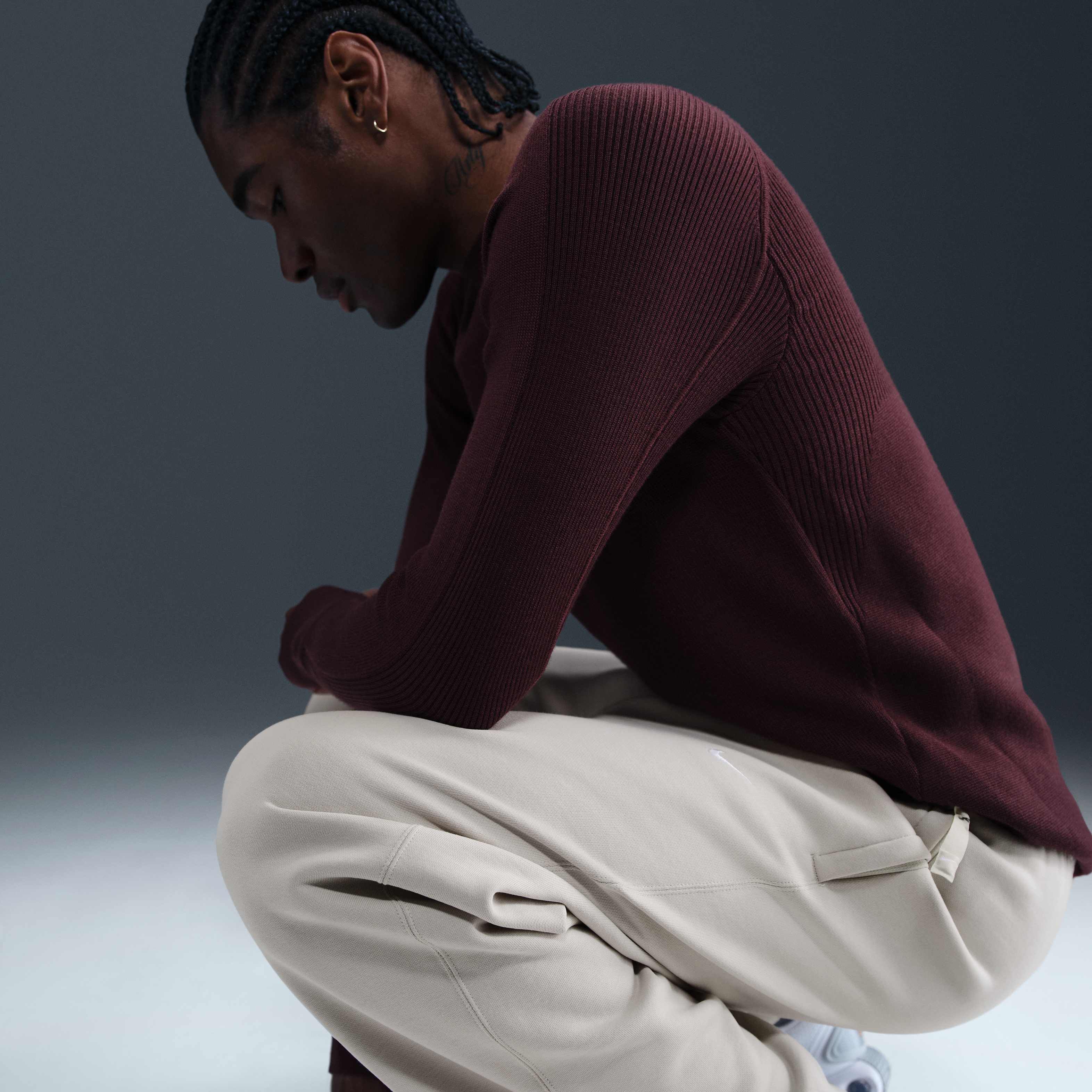 نايكي سولو سووش image number 4