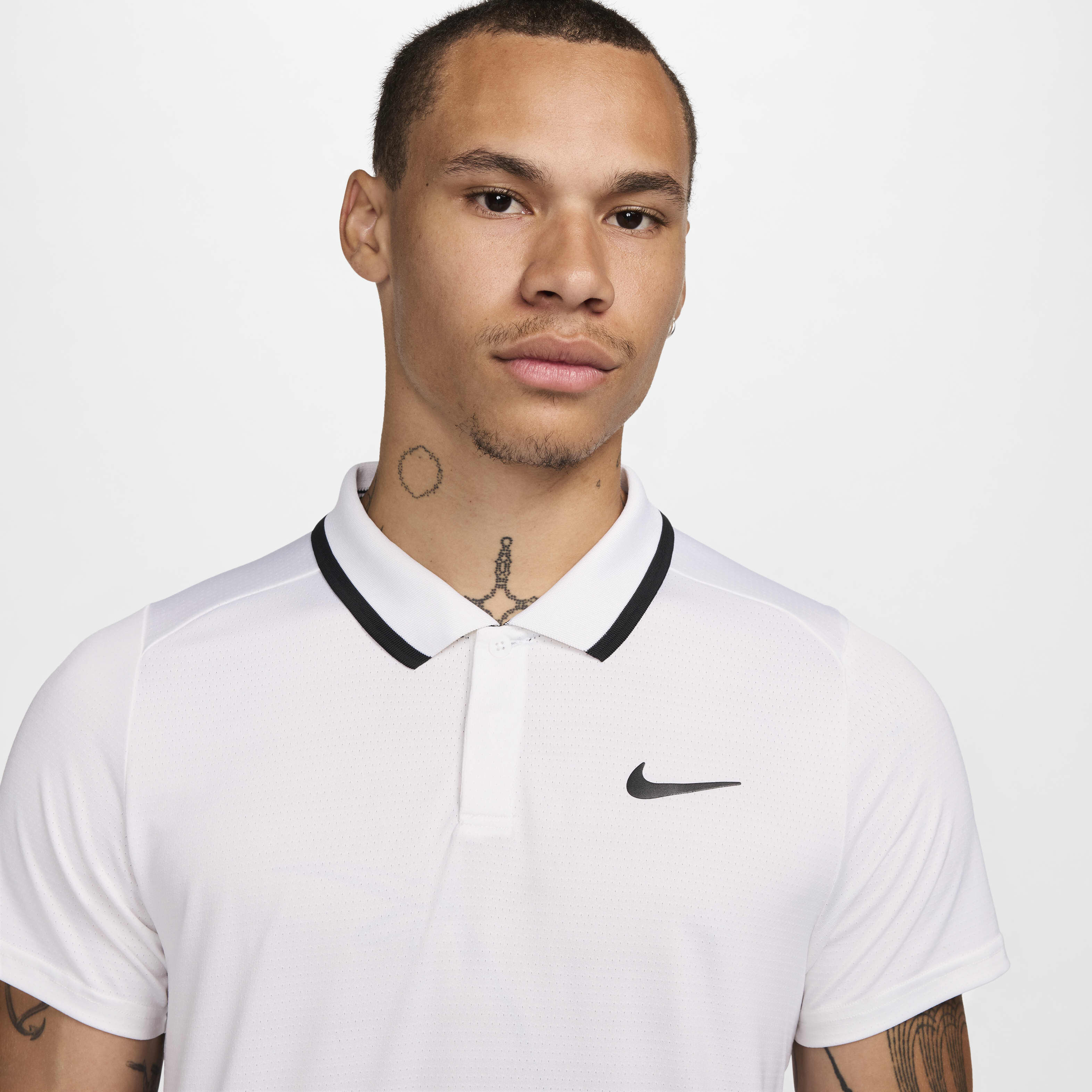NikeCourt Advantage image number 2