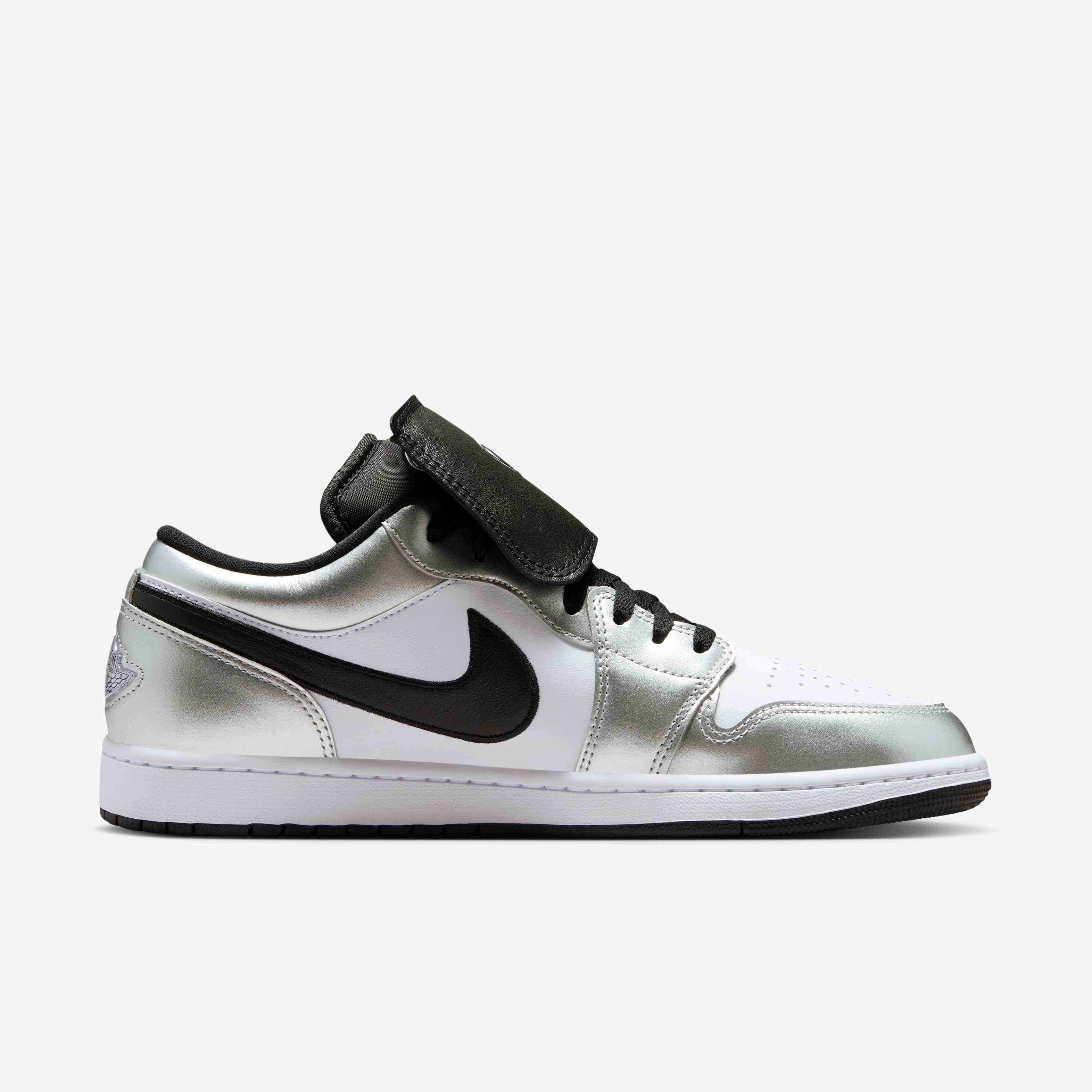 Air Jordan 1 Low SE image number 2