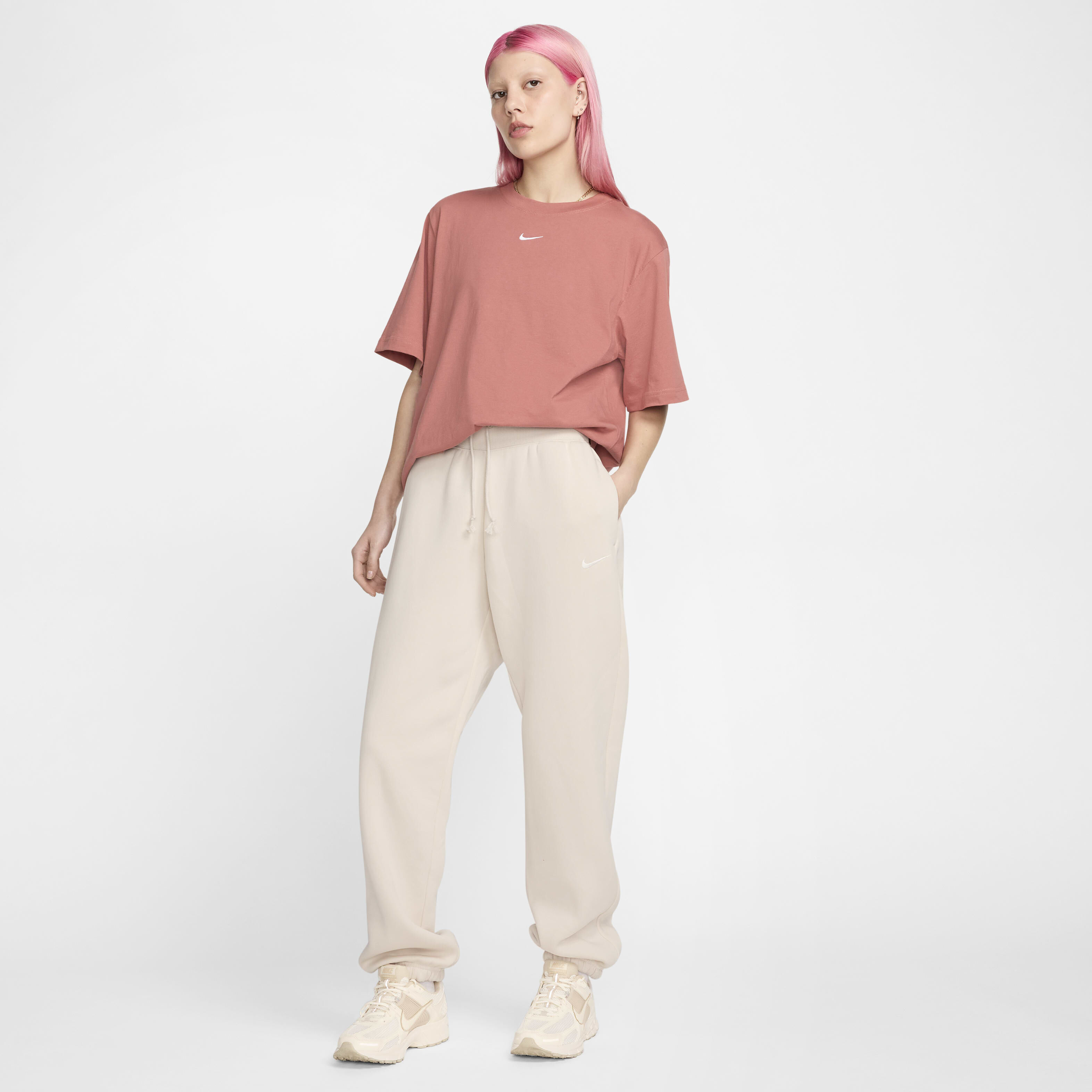 نايكي سبورتسوير ايسنشال image number 4