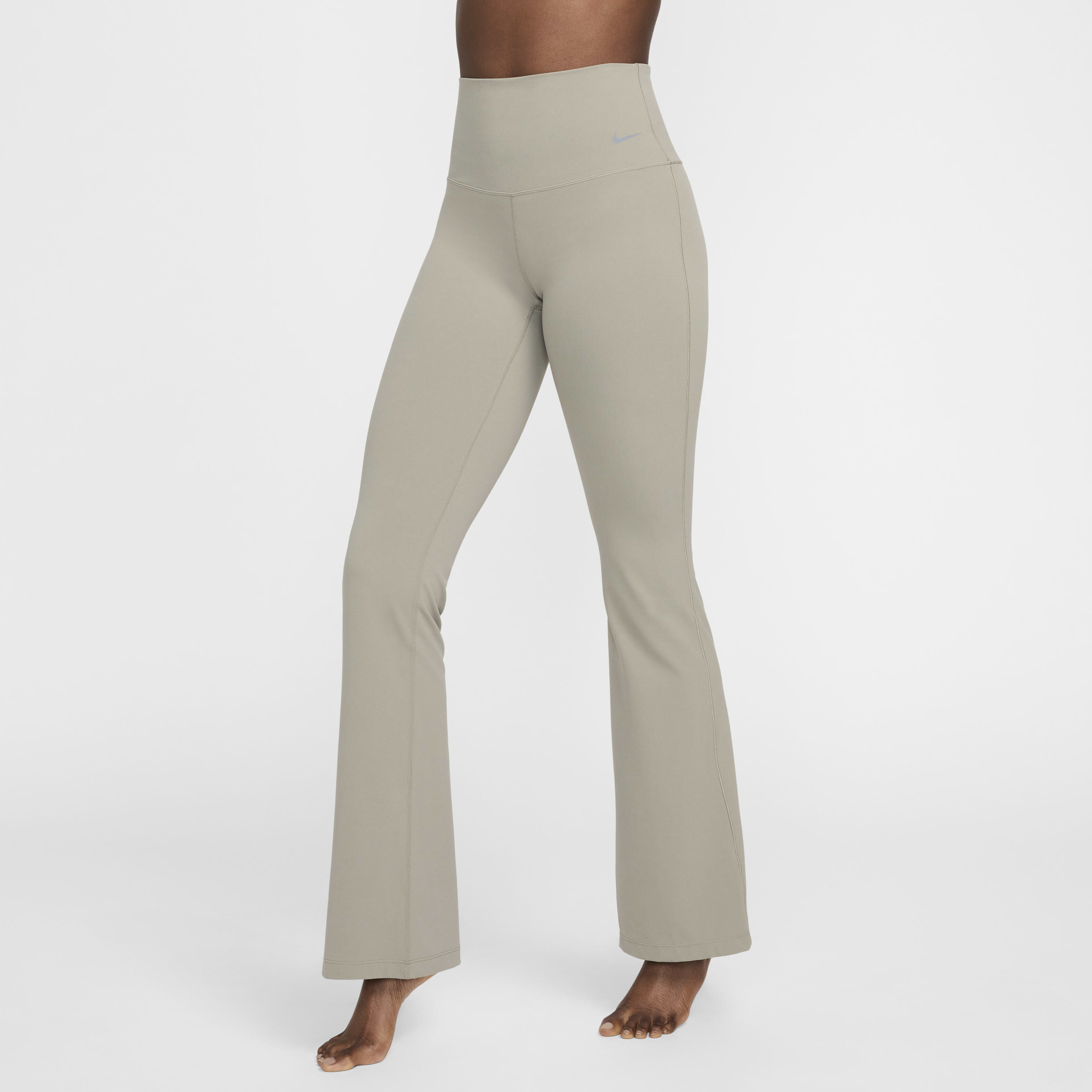 Nike Zenvy image number 2