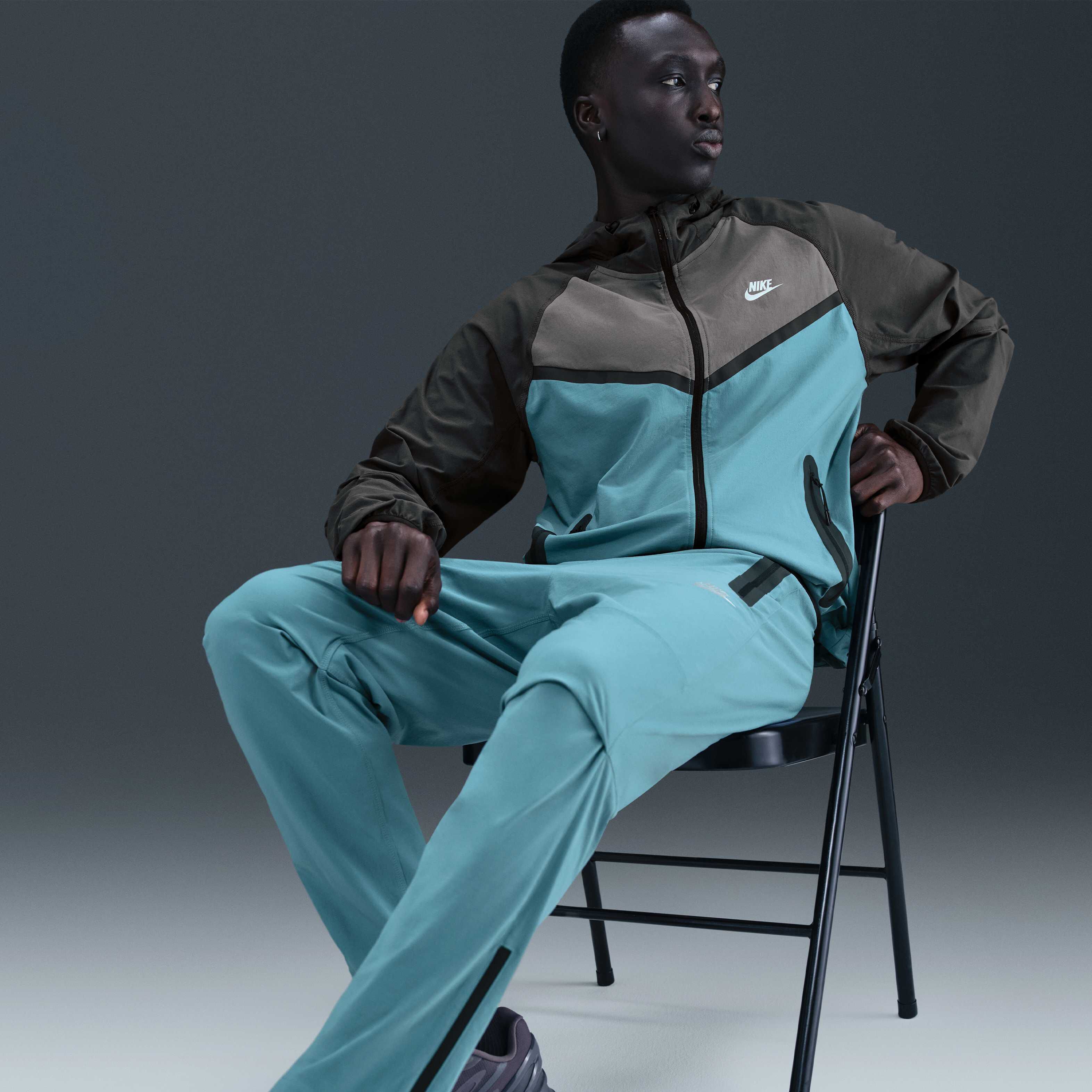 Nike Tech image number 4