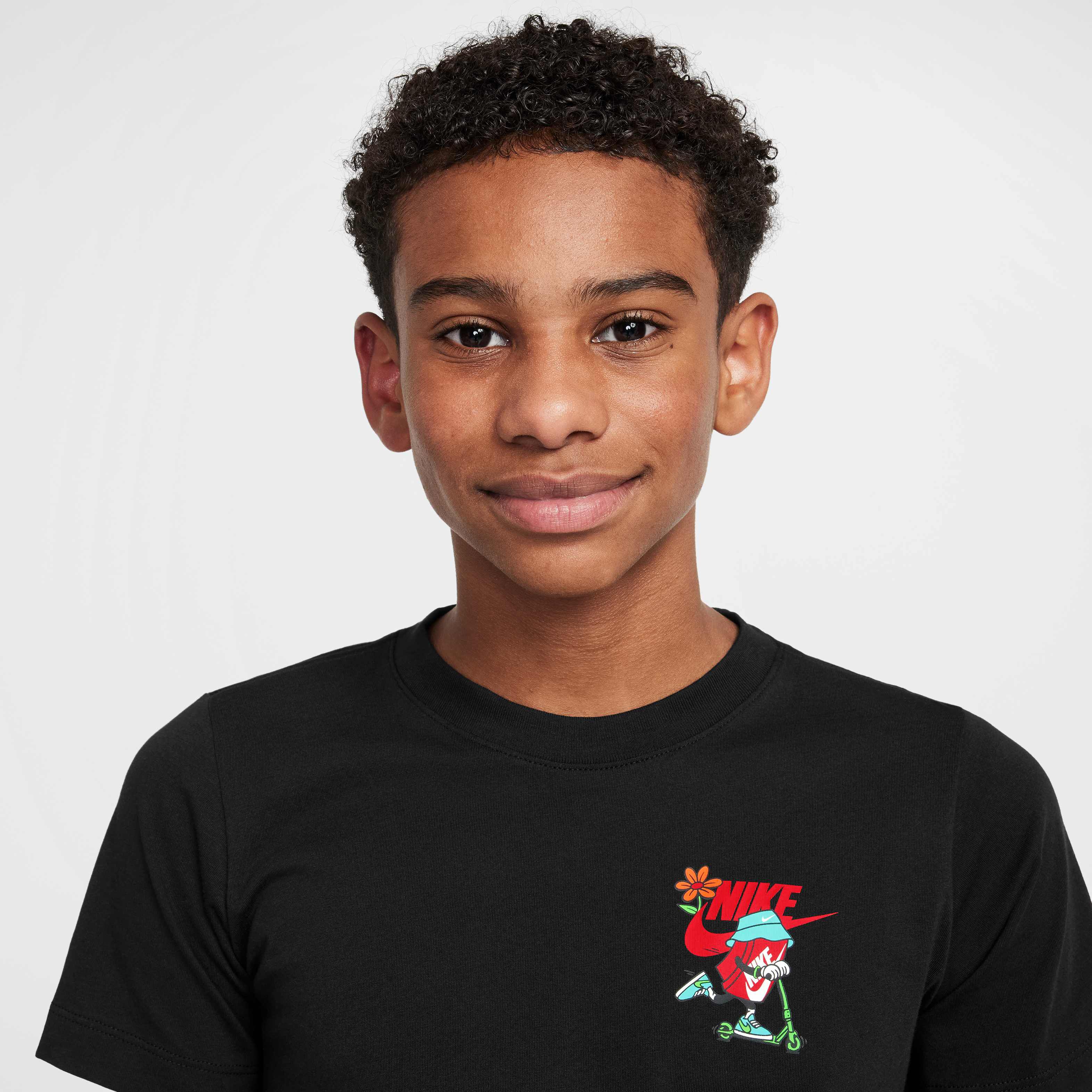 نايكي سبورتسوير image number 2