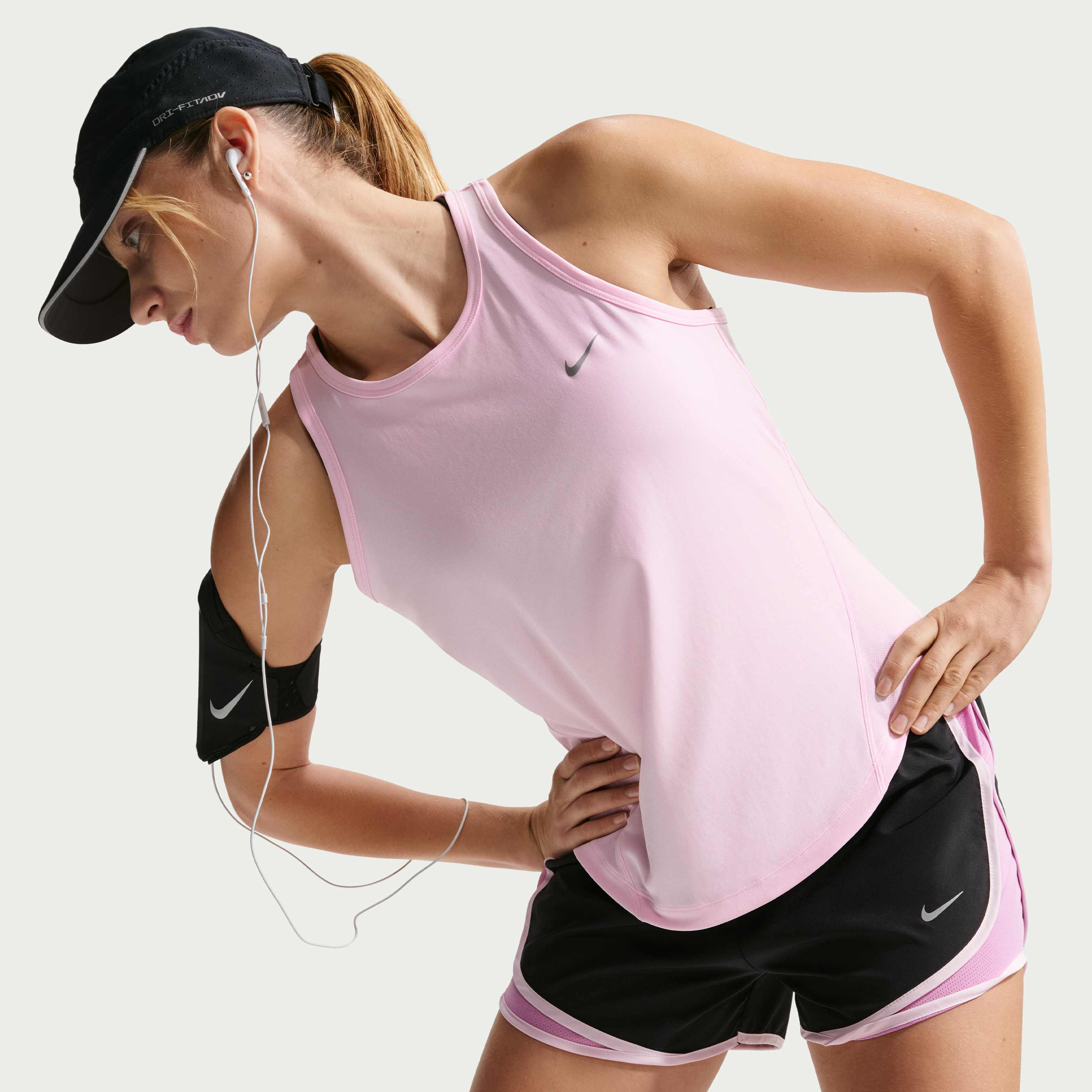 نايكي تيمبو image number 2