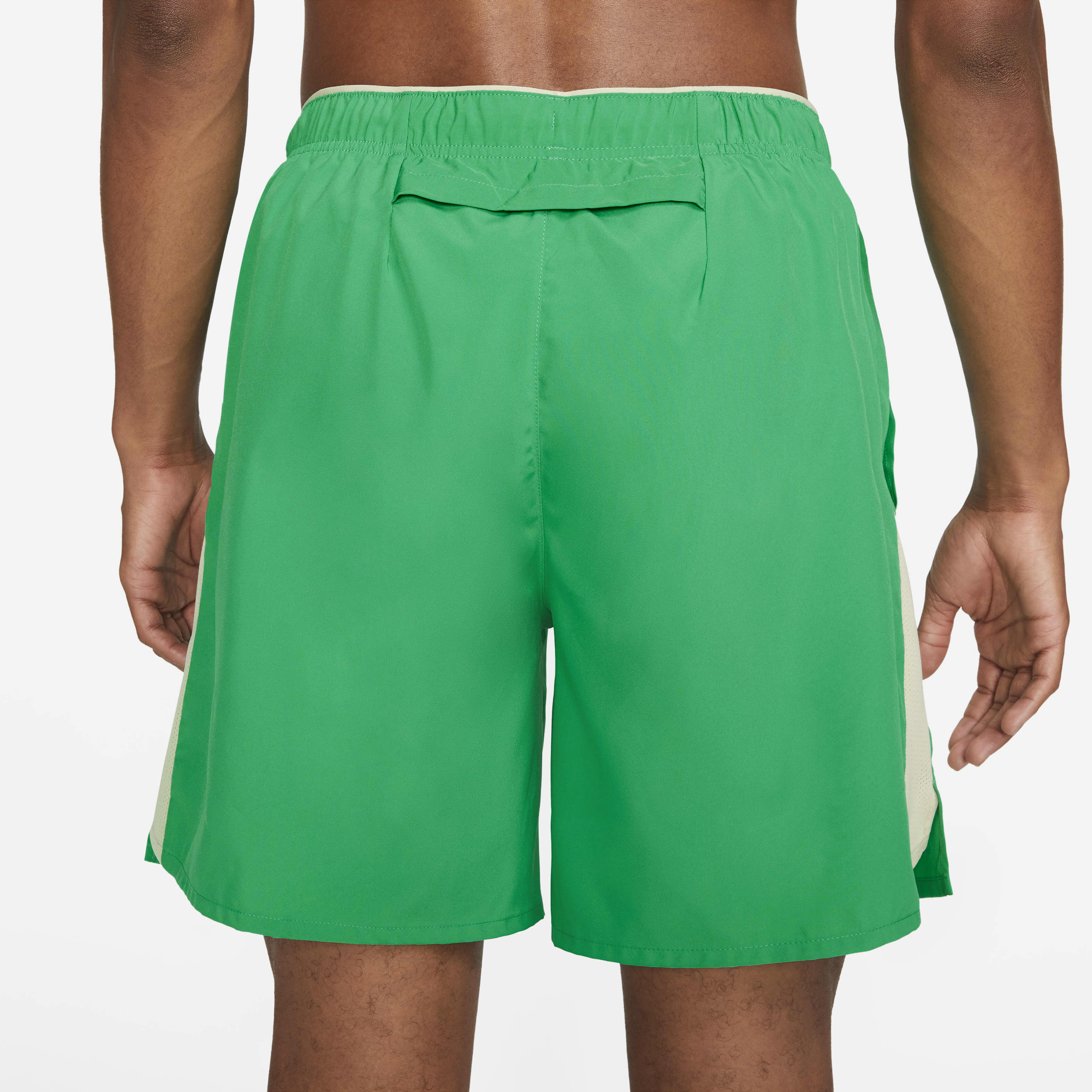 Nike Dri-FIT Challenger image number 2