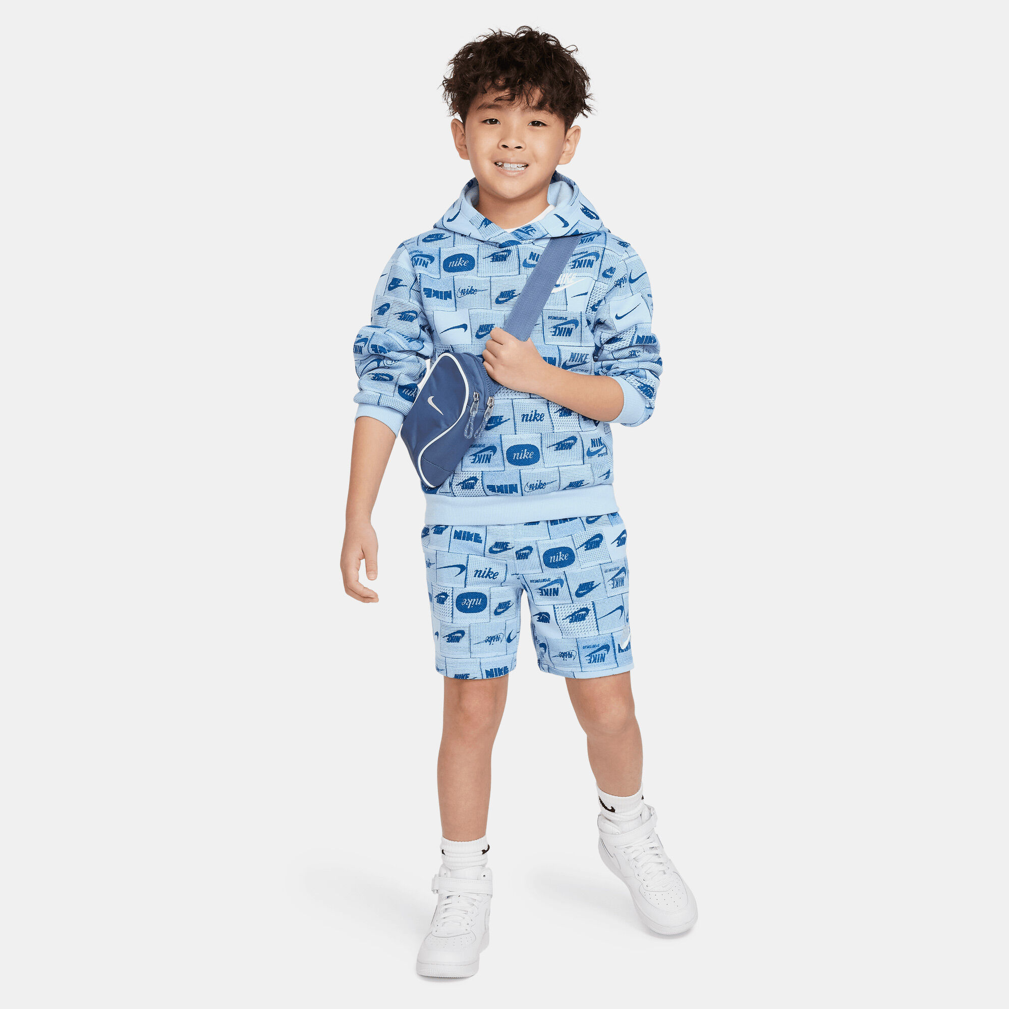 نايكي سبورتسوير كلوب image number 4