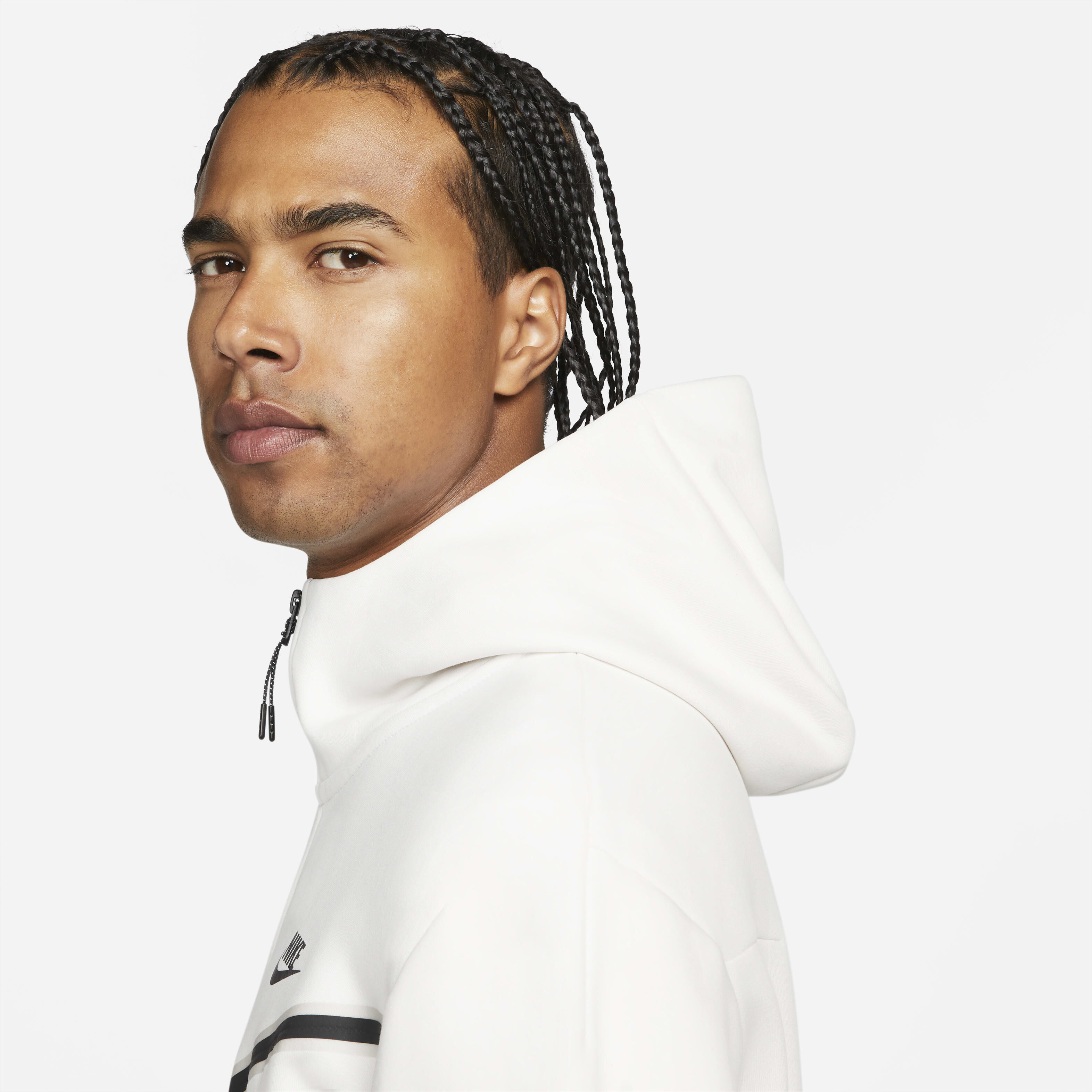 نايكي سبورتسوير تك فليس image number 5