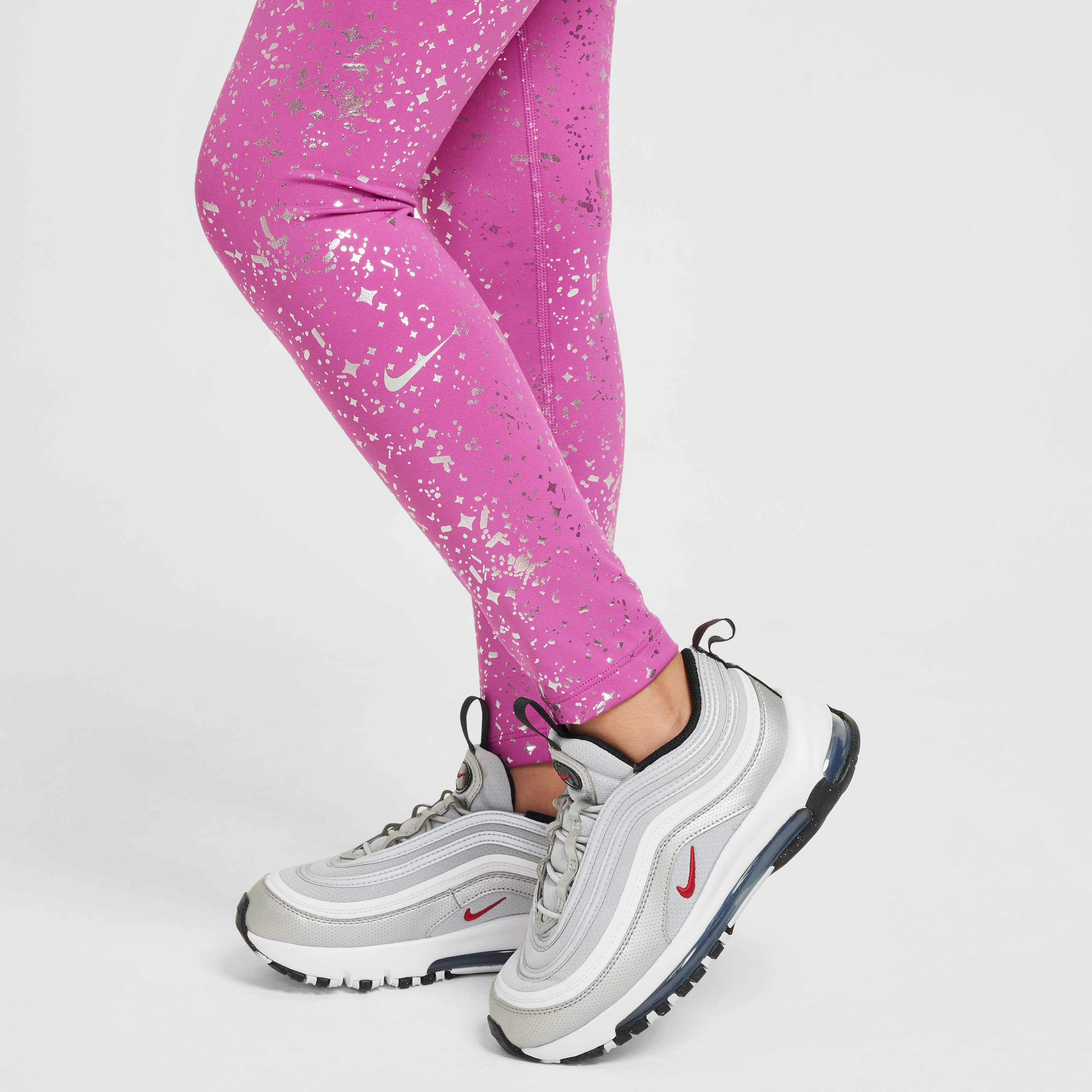 Nike One image number 2