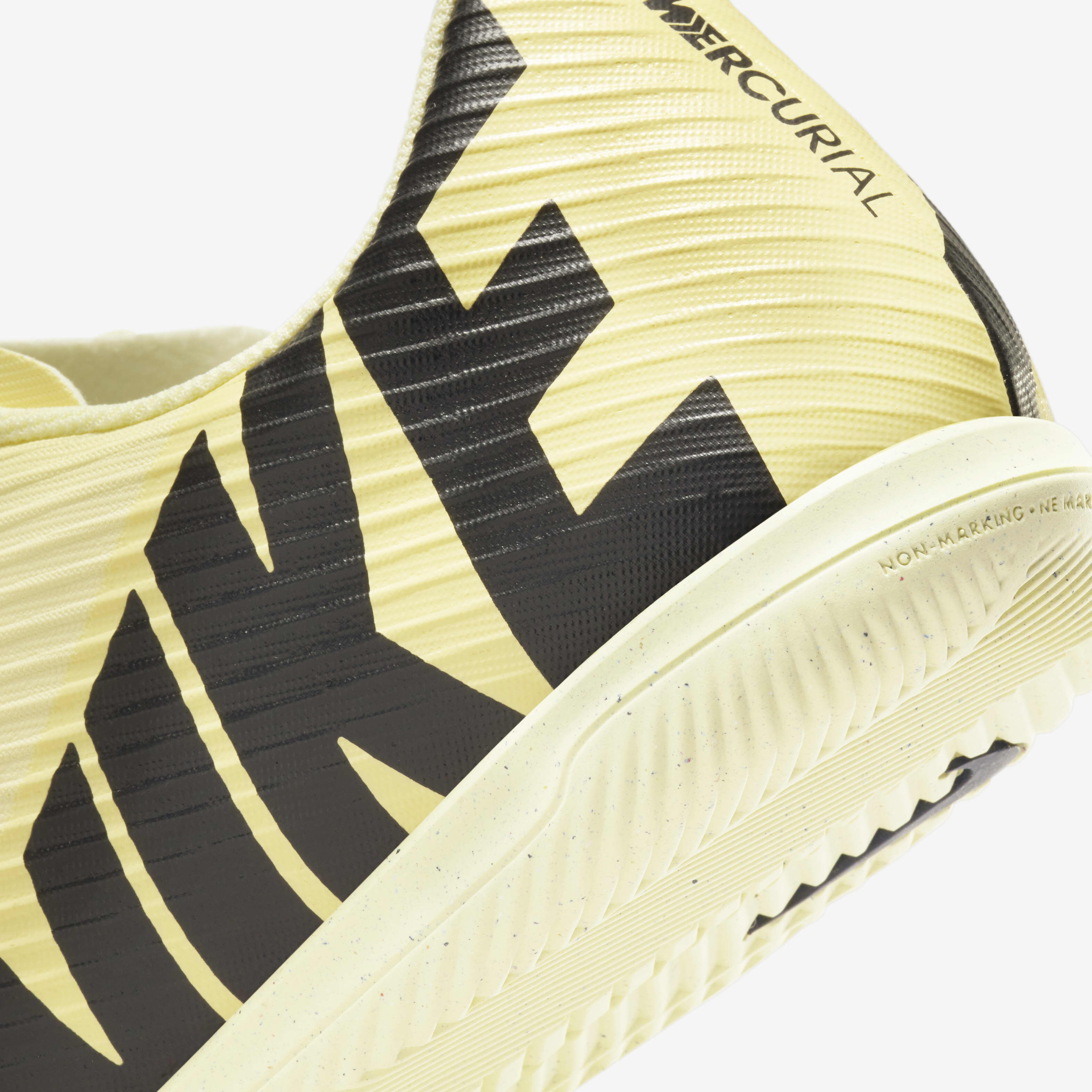 Nike Mercurial Vapor 15 Club image number 7