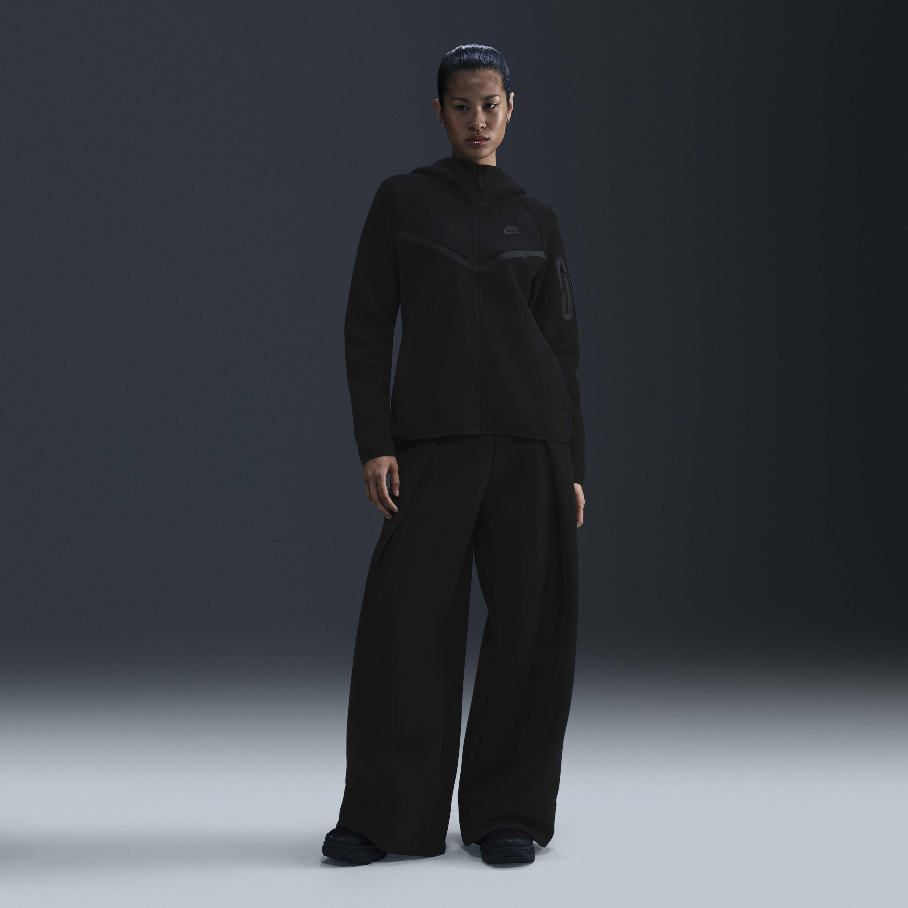 ウォーキング・ランニングウェア NIKE Tech Fleece Black Nike Sportswear Tech Fleece Windrunner Black/Black XL at