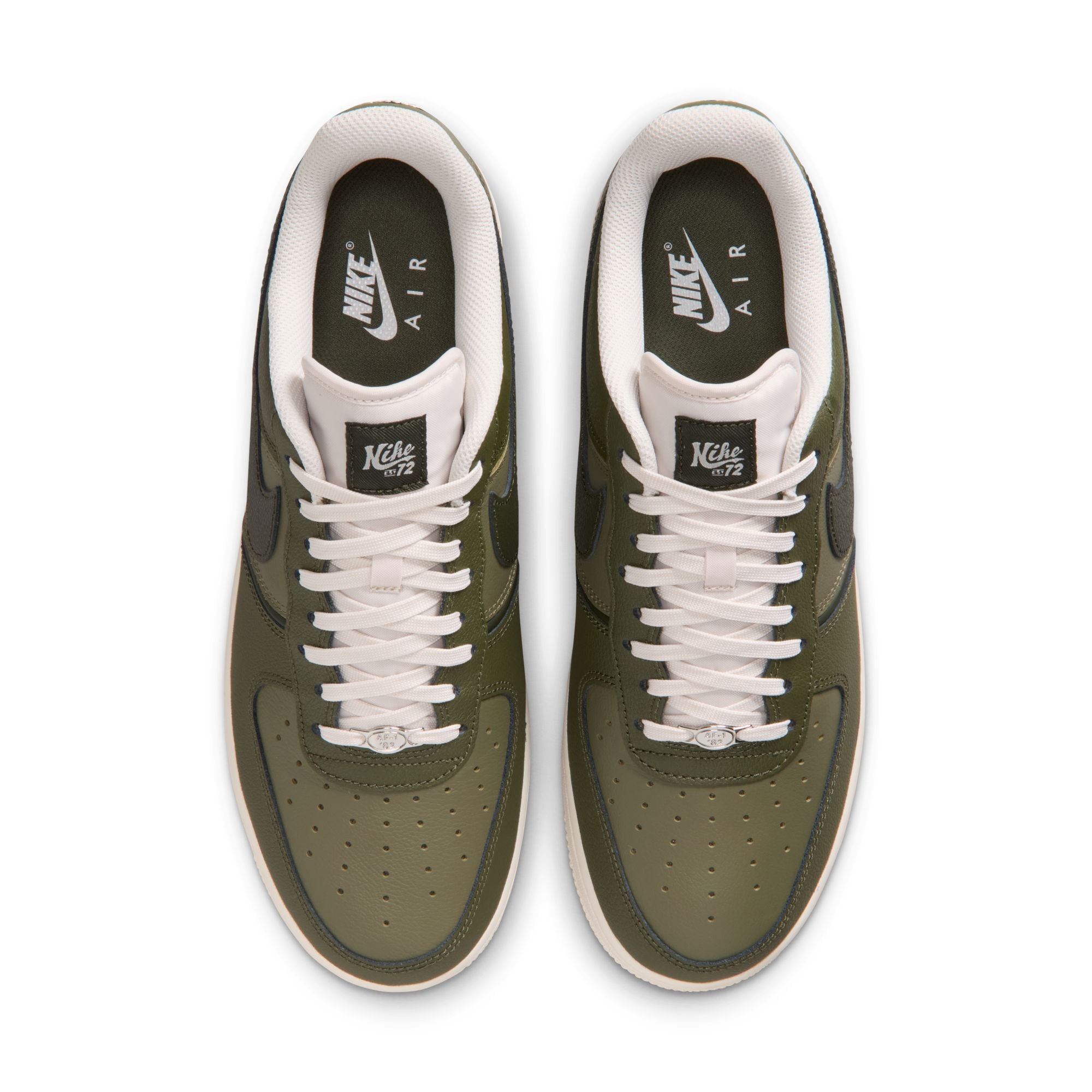 Nike Air Force 1 '07 LV8  image number 3