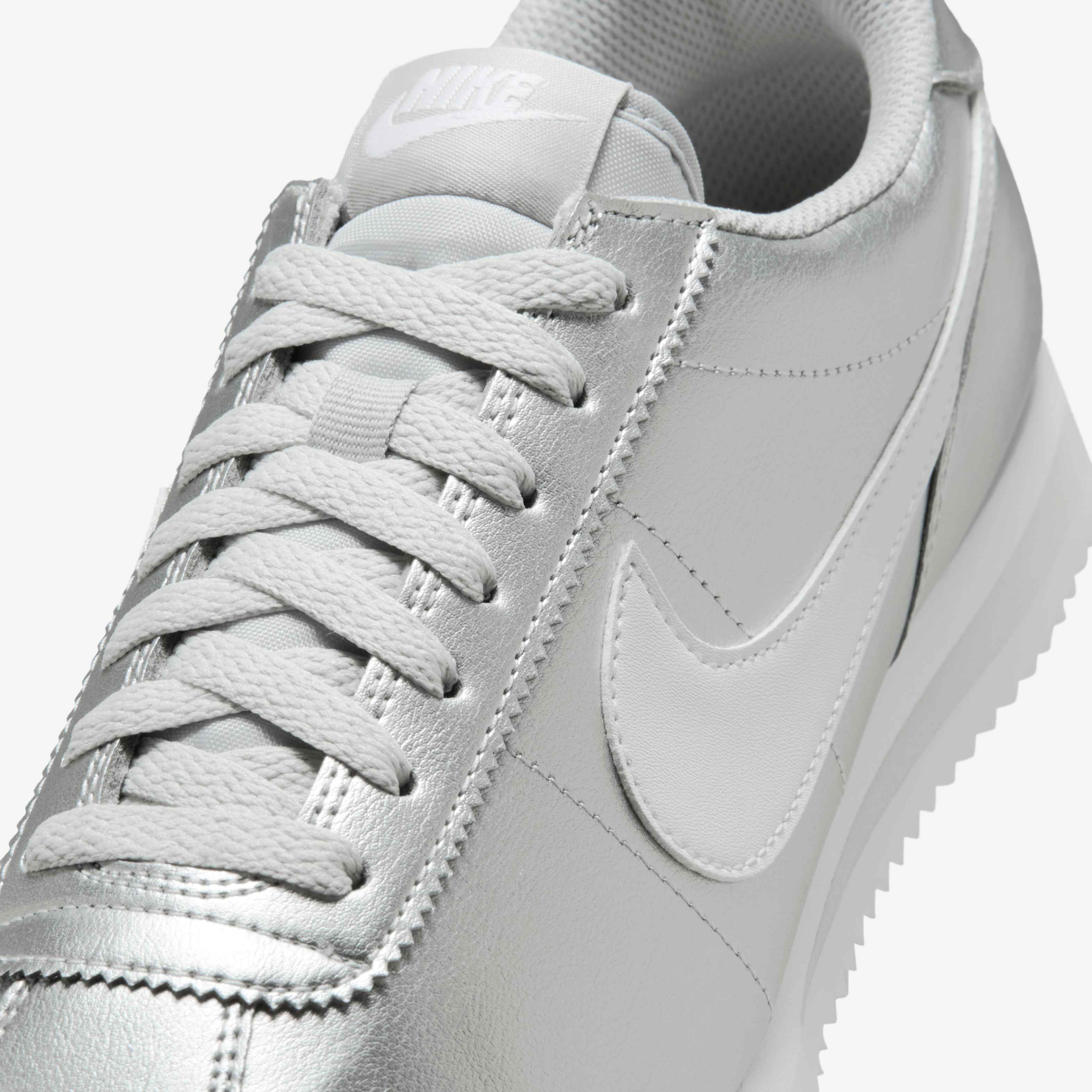 نايكي كورتيز image number 6