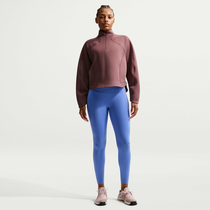 Nike Universa