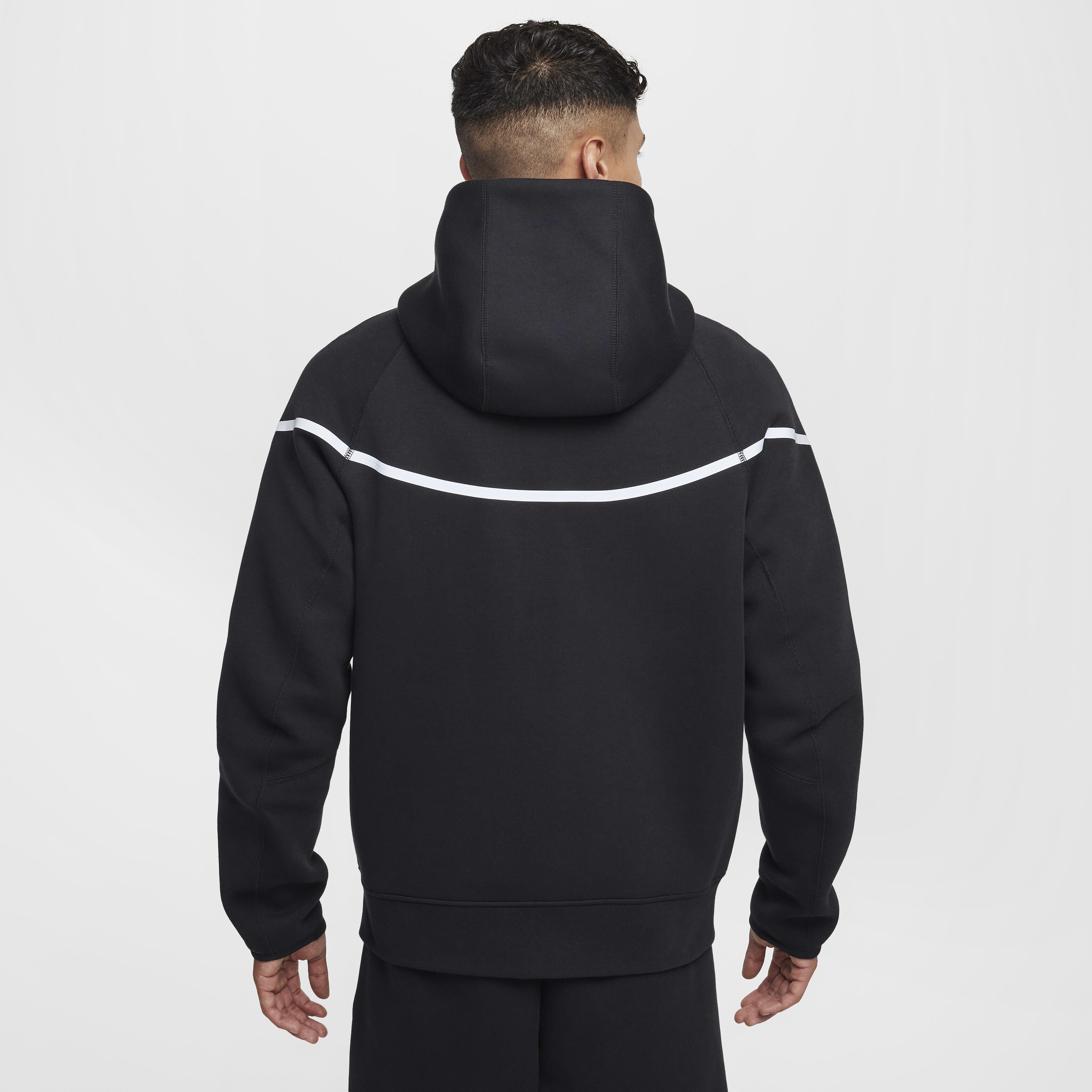Buy Nike Tech Windrunner Men s Reflective Design Details Fleece Full Zip Jacket Nike Qatar Official
