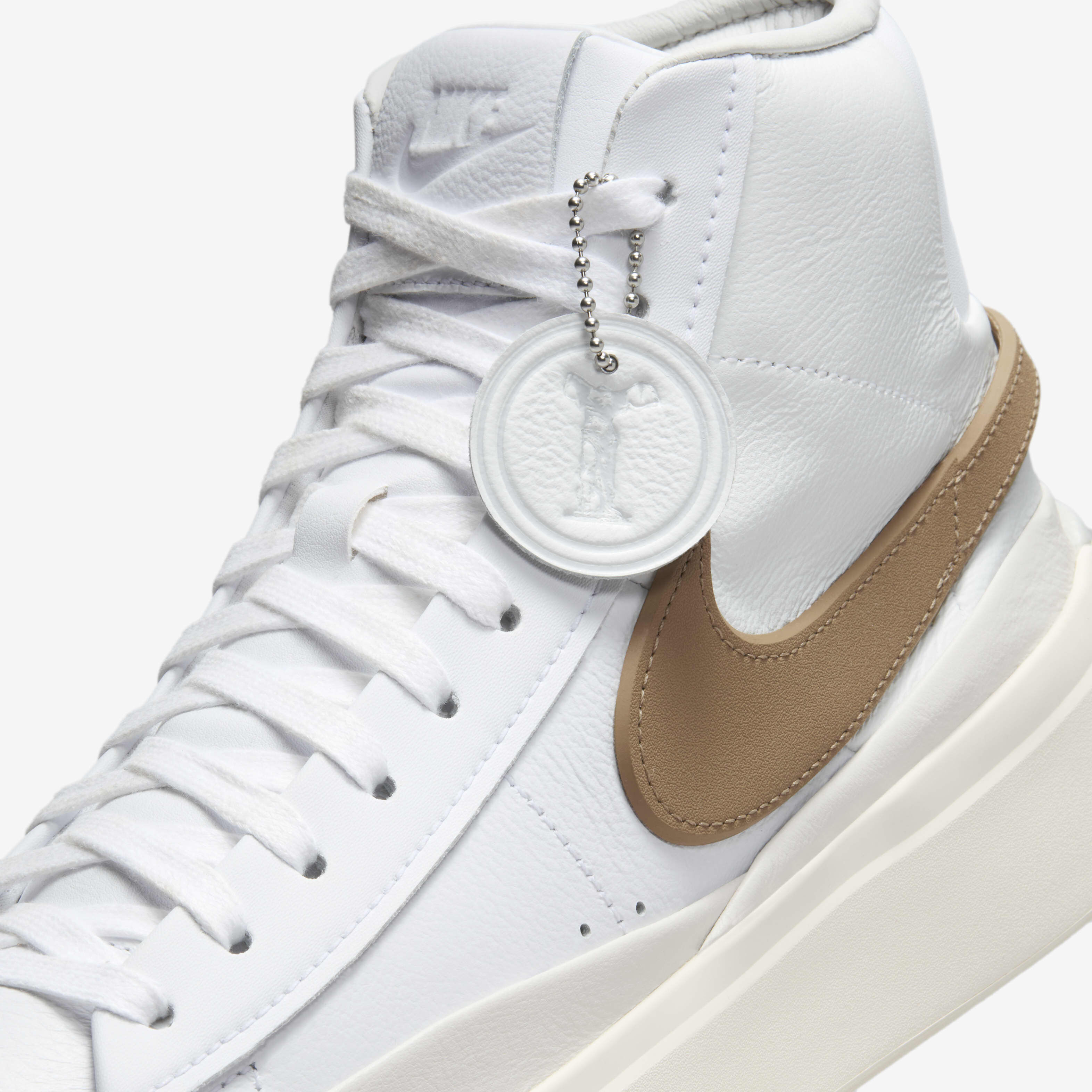 Nike Blazer Phantom Mid image number 8