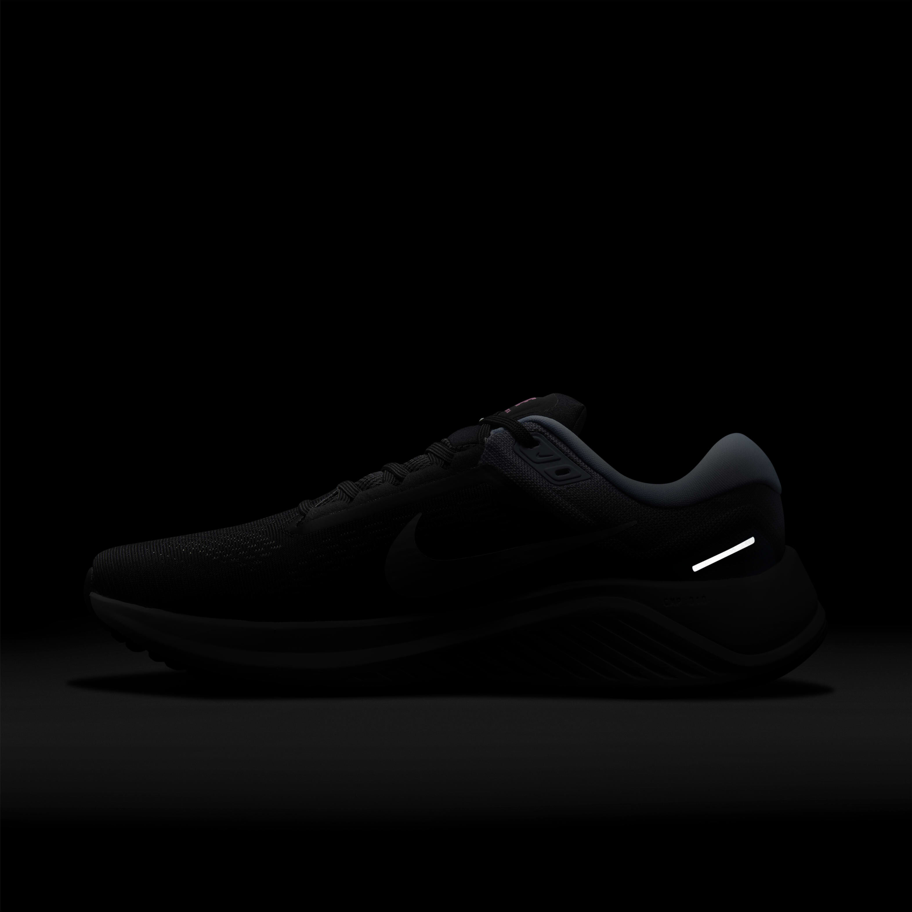 Nike Structure 24 image number 9