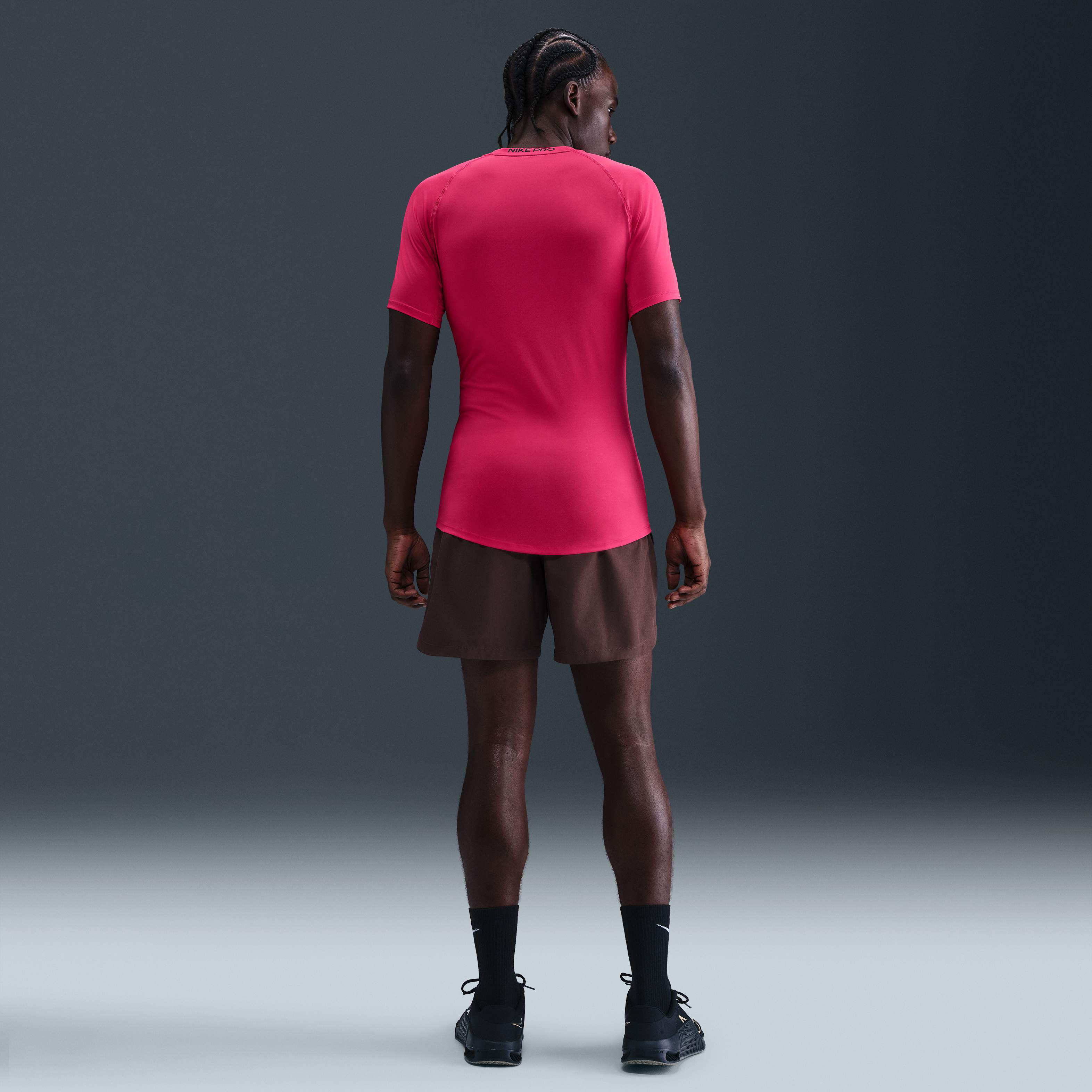 Nike Pro image number 4