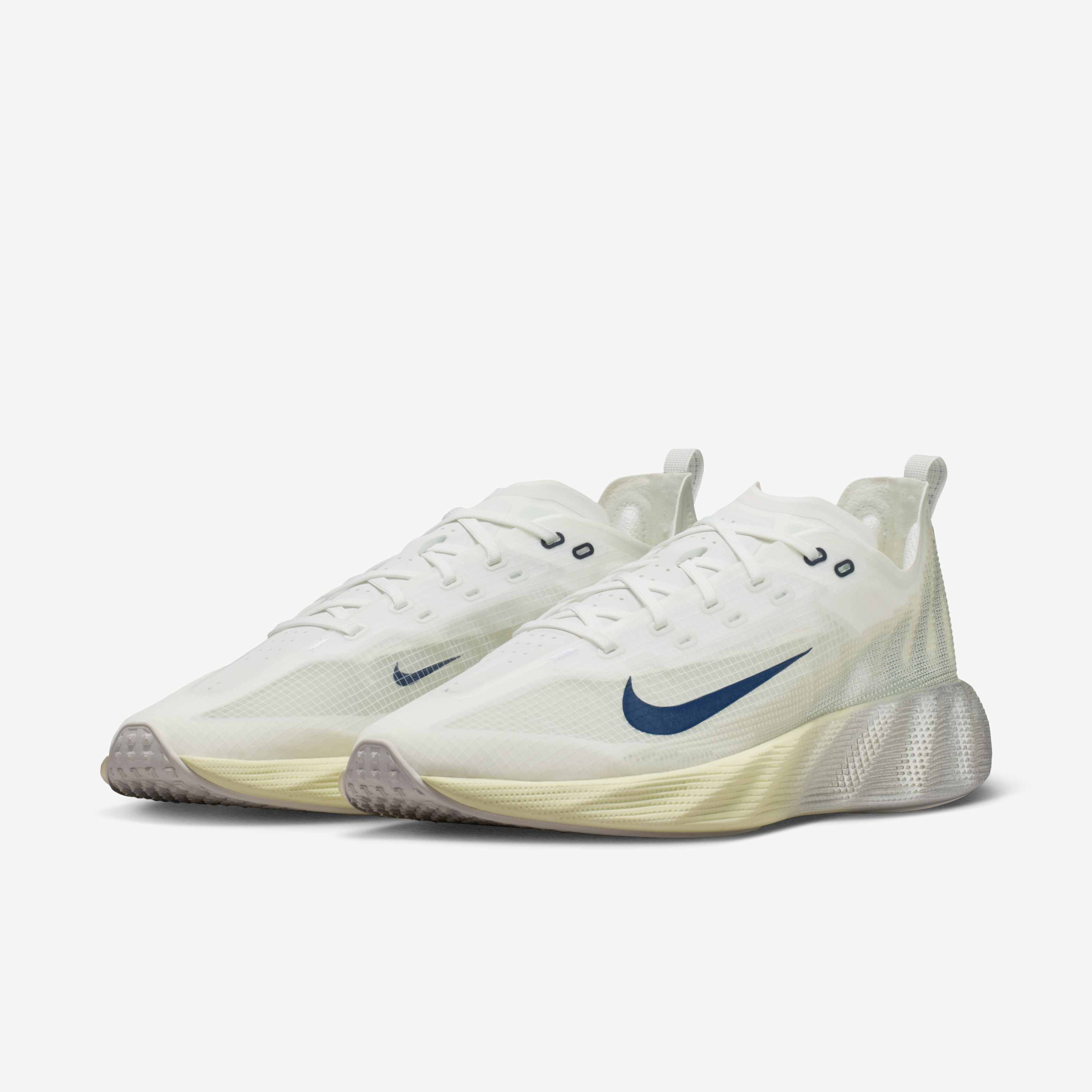 Nike Ava X image number 4