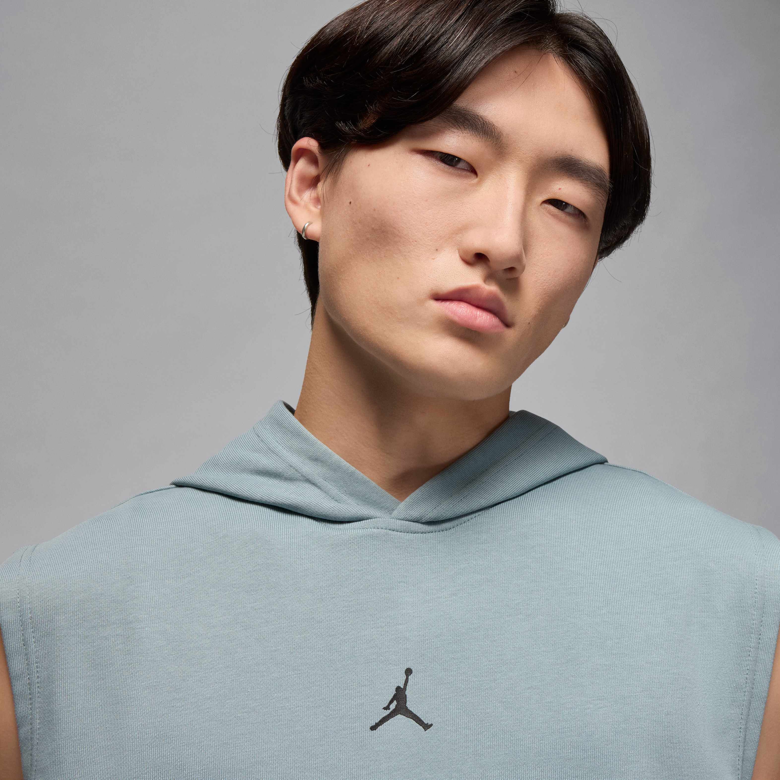 Jordan Sport Crossover image number 2