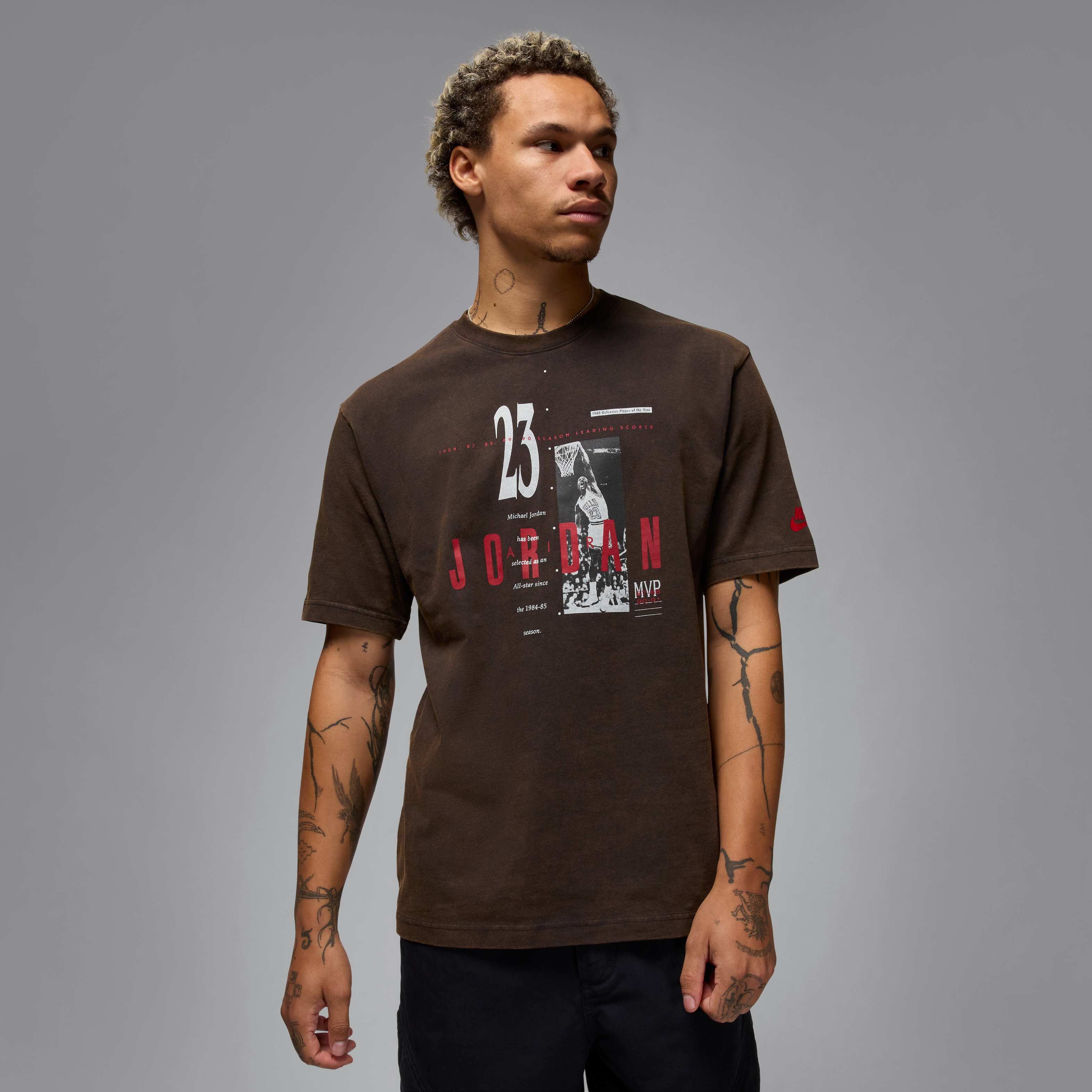 Buy Jordan Reissue Men's T-Shirt - Black/Gym Red/White
