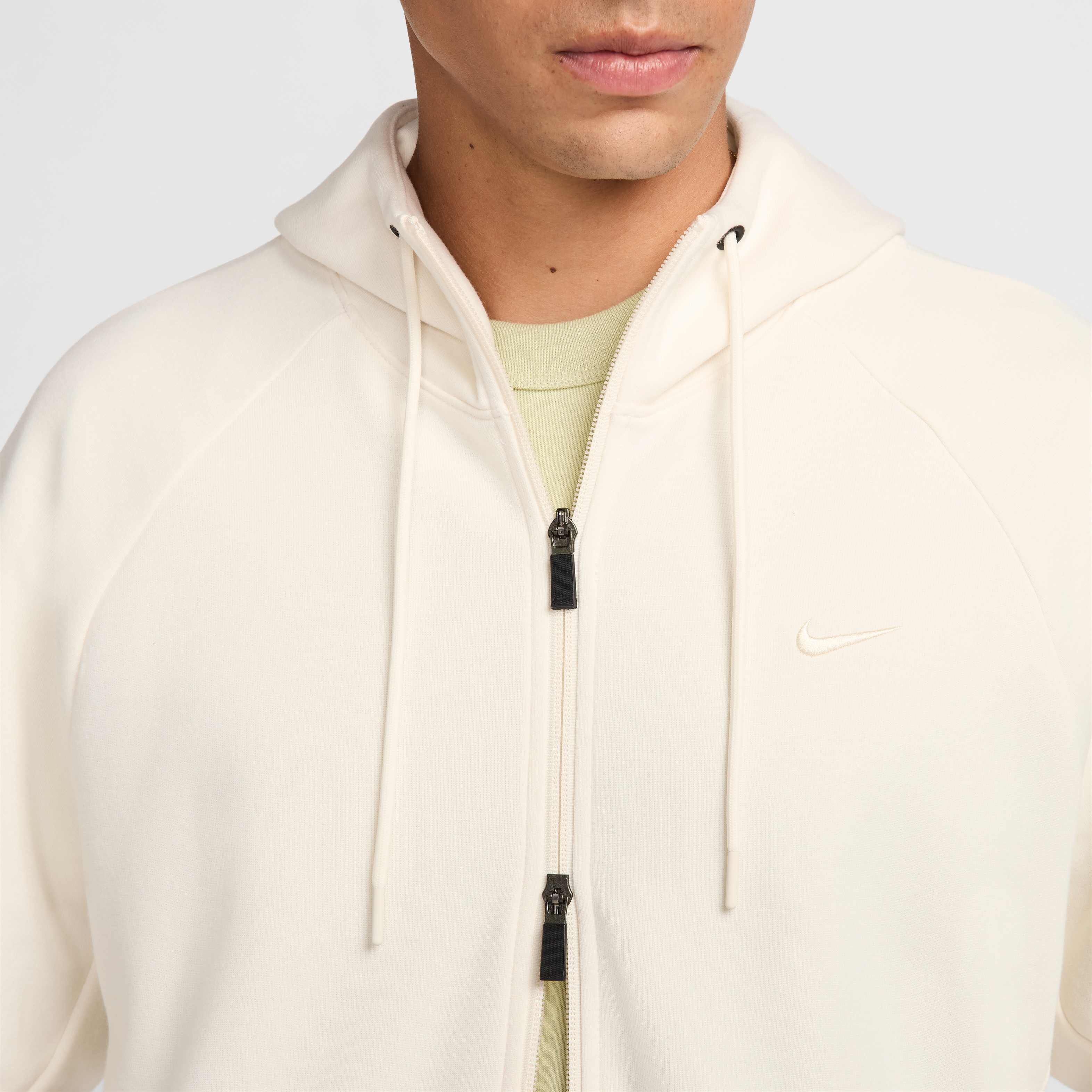 Nike Primary Fleece image number 4