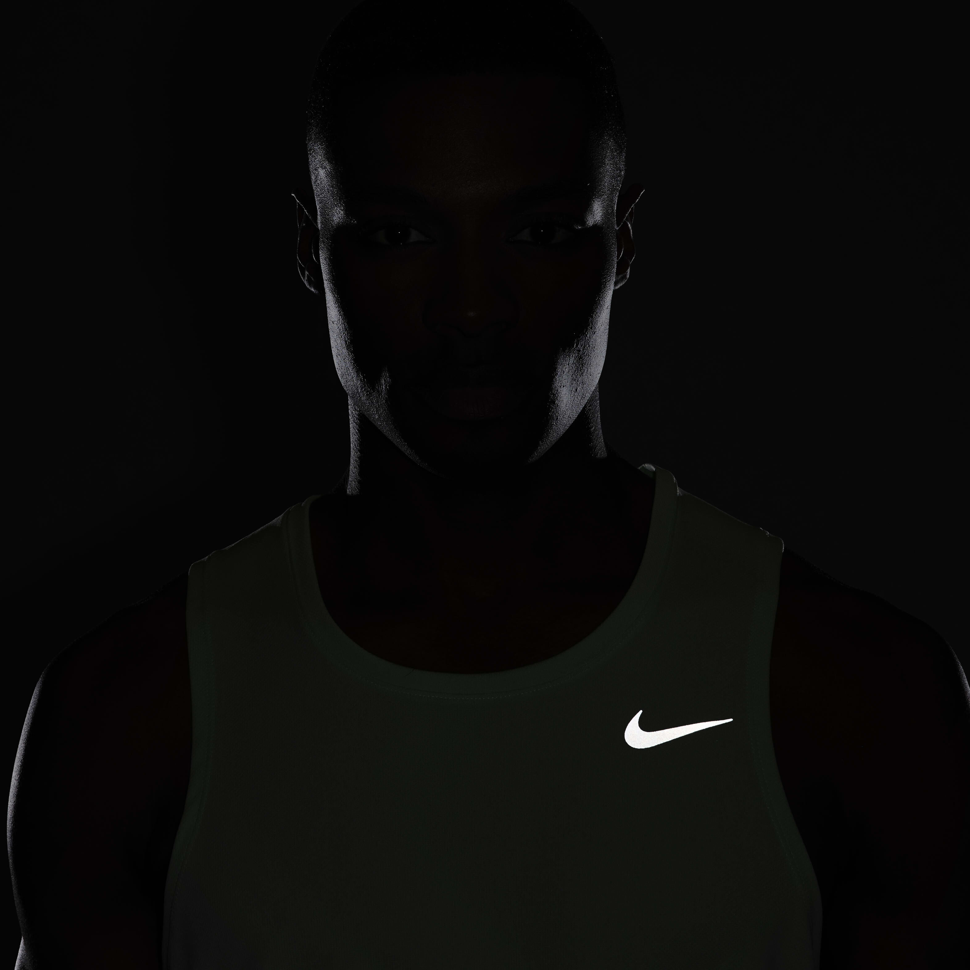 Nike Miler image number 5
