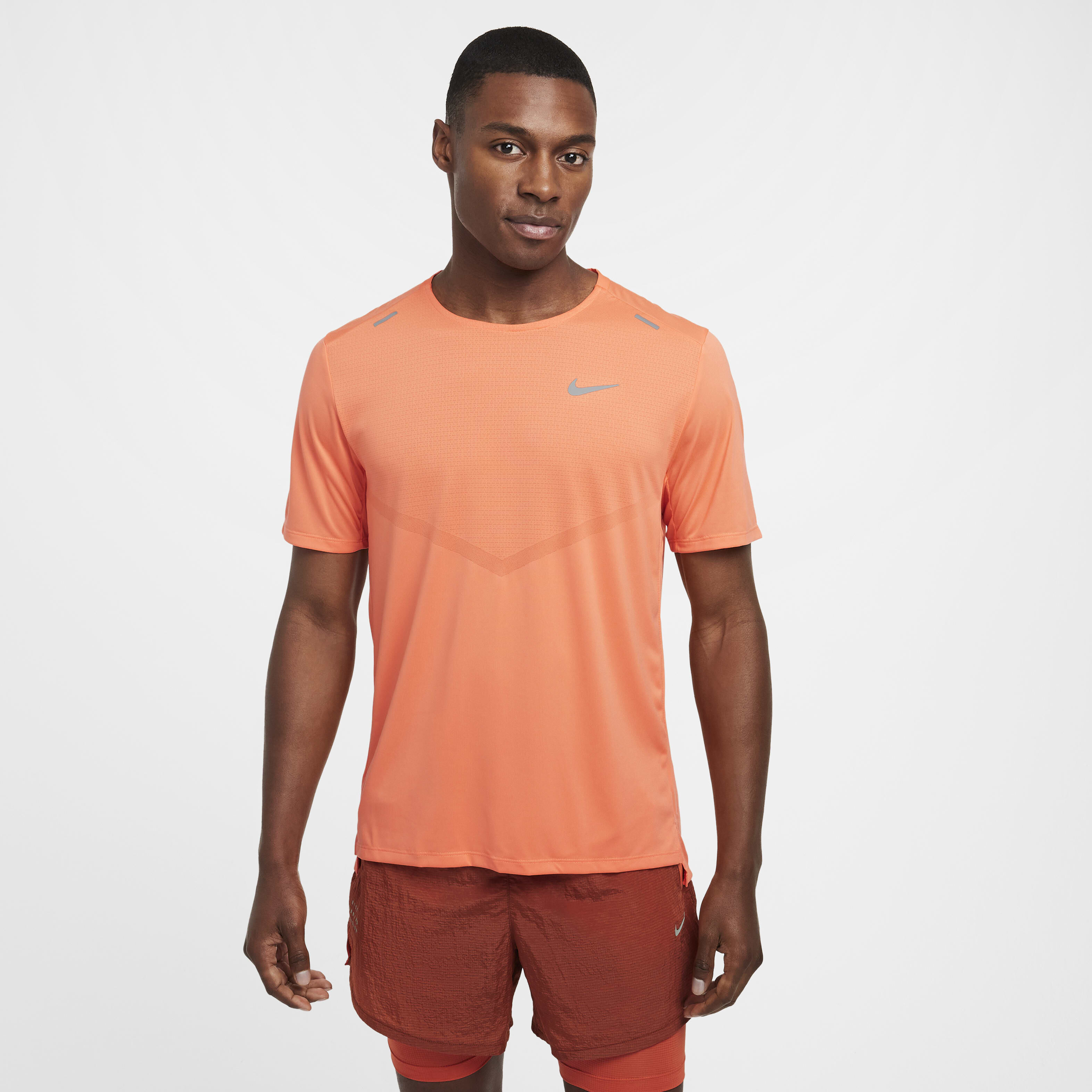 Buy Nike Rise 365 Men s Dri FIT Short Sleeve Running Top Nike Qatar Official