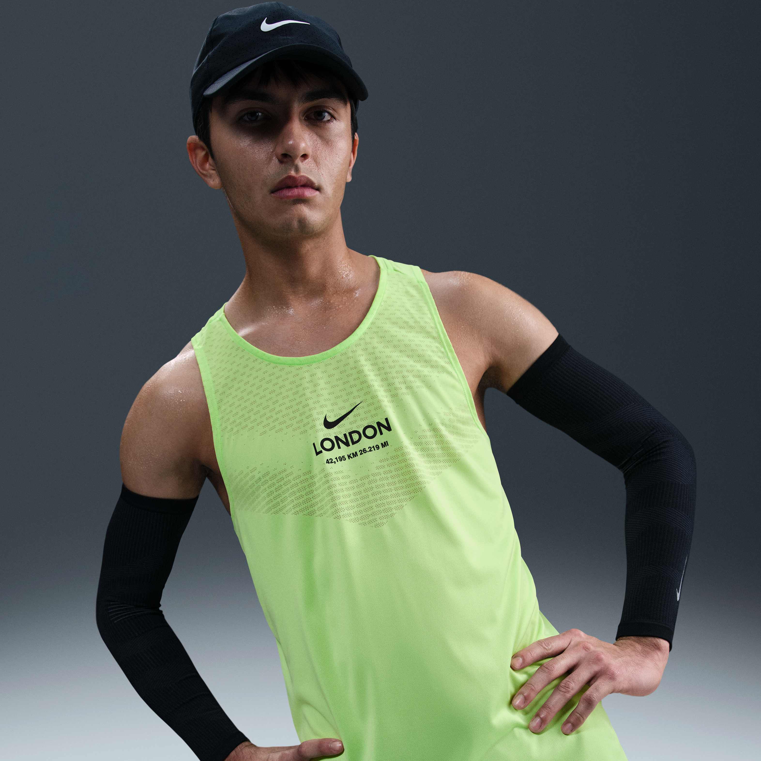 Nike Stride image number 0