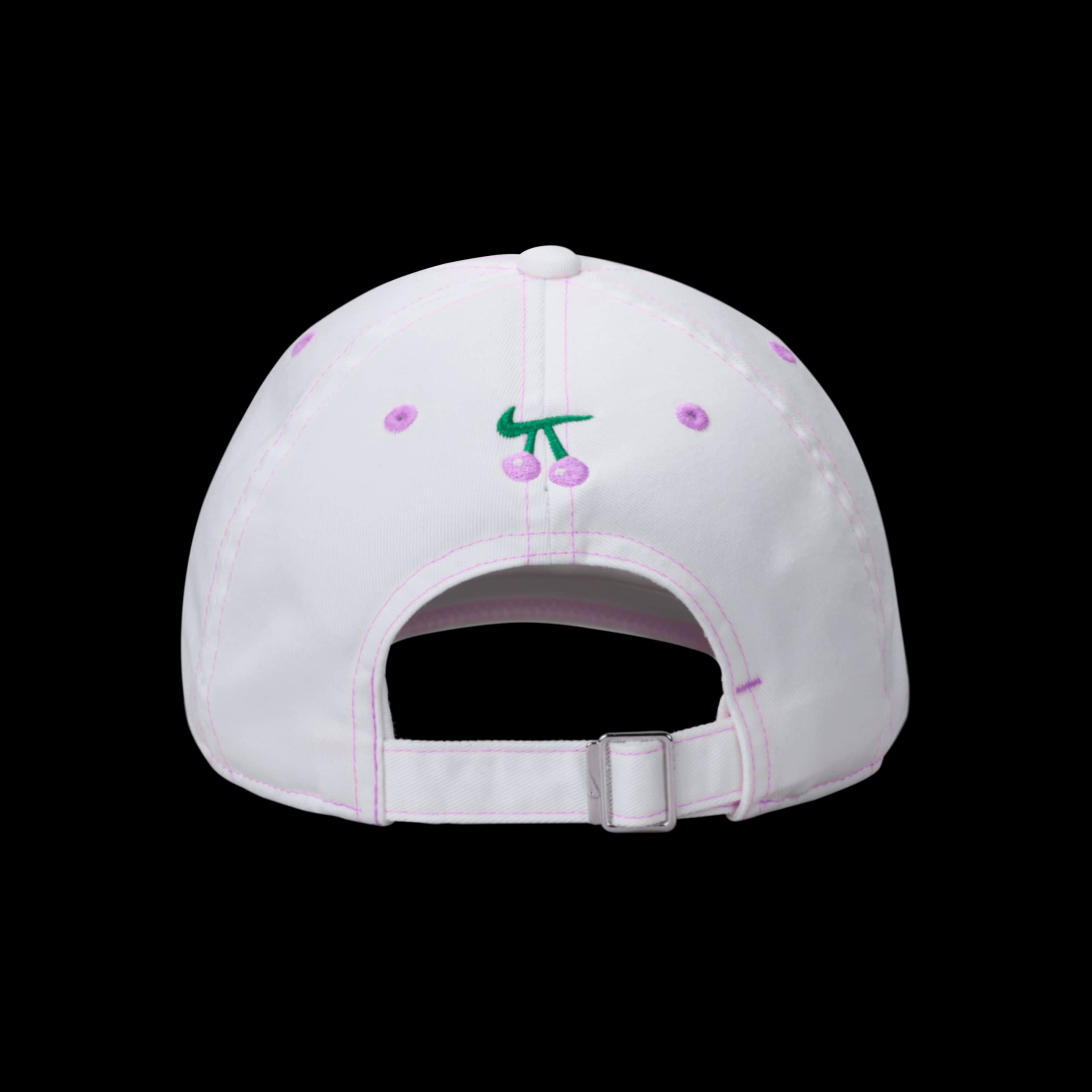 Nike Club image number 5