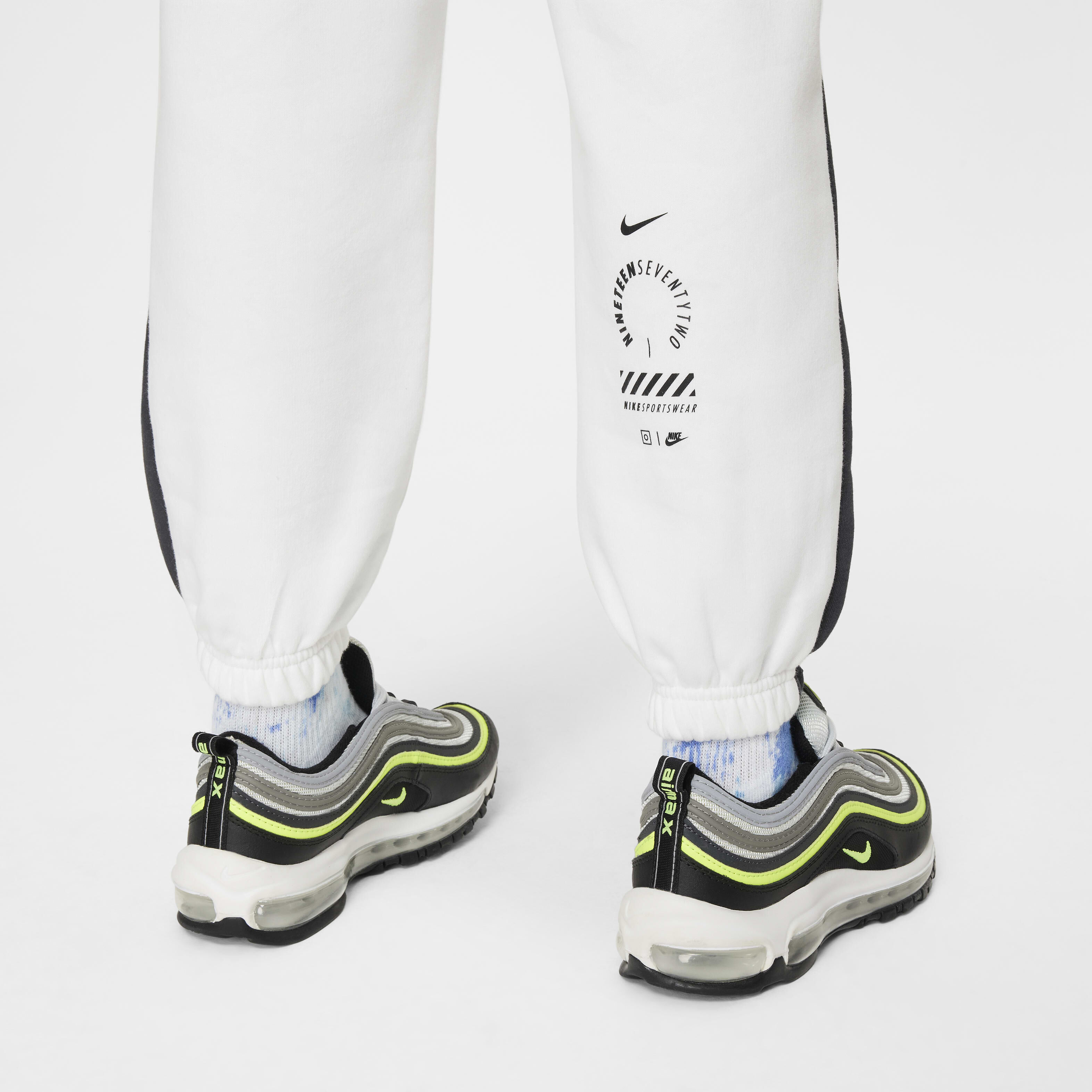 نايكي سبورتسوير image number 5