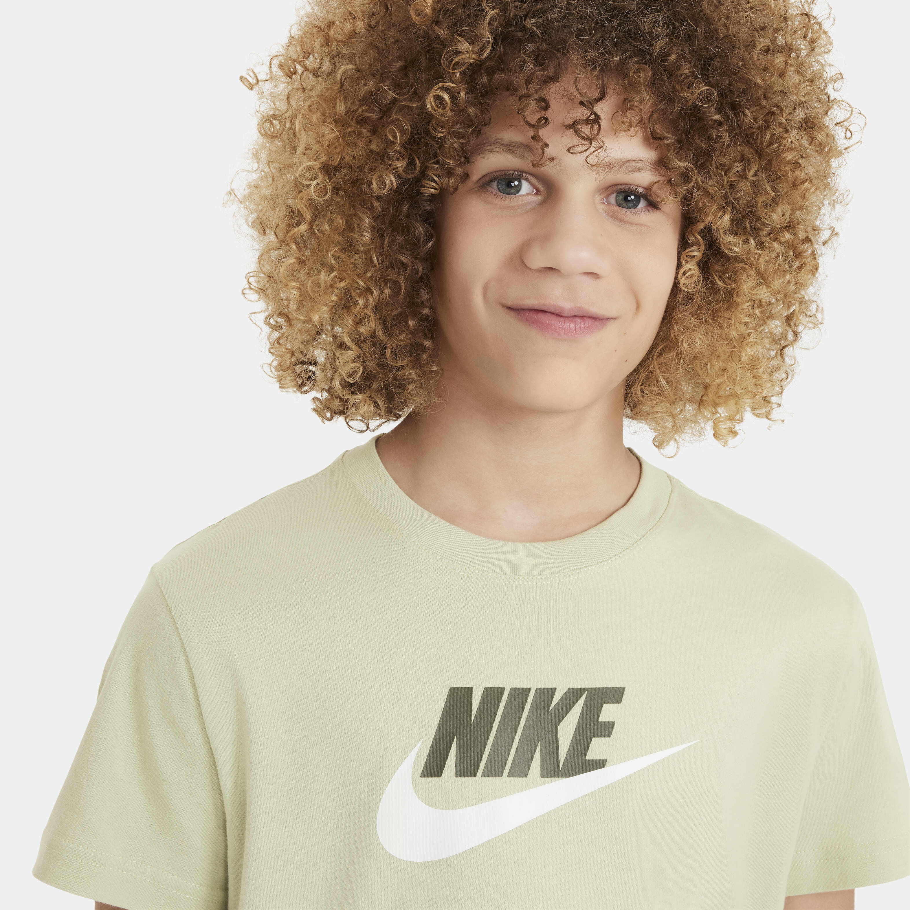 نايكي سبورتسوير image number 2