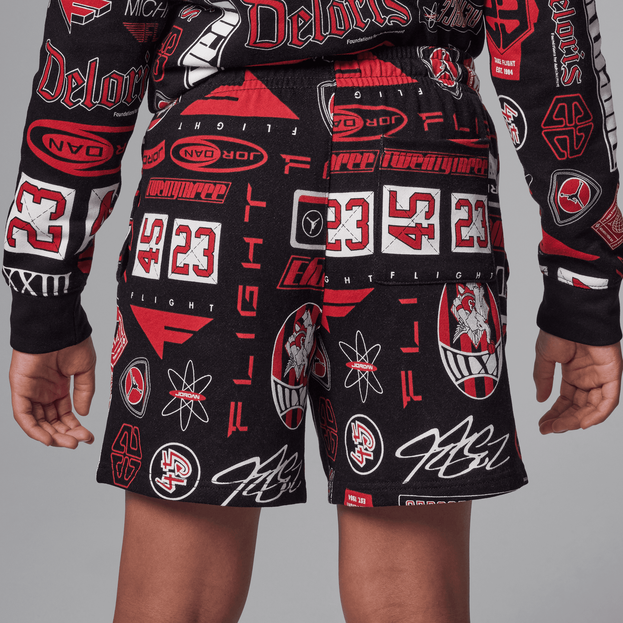 Jordan Essentials image number 1