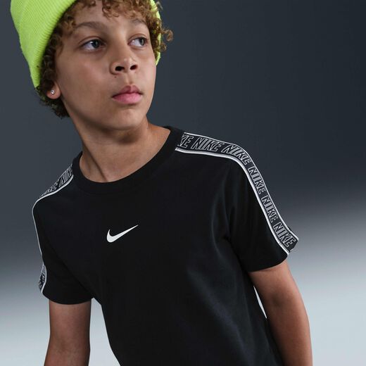 T-Shirts & Tops-Nike, Nike Sportswear, Older Kids' T-Shirt