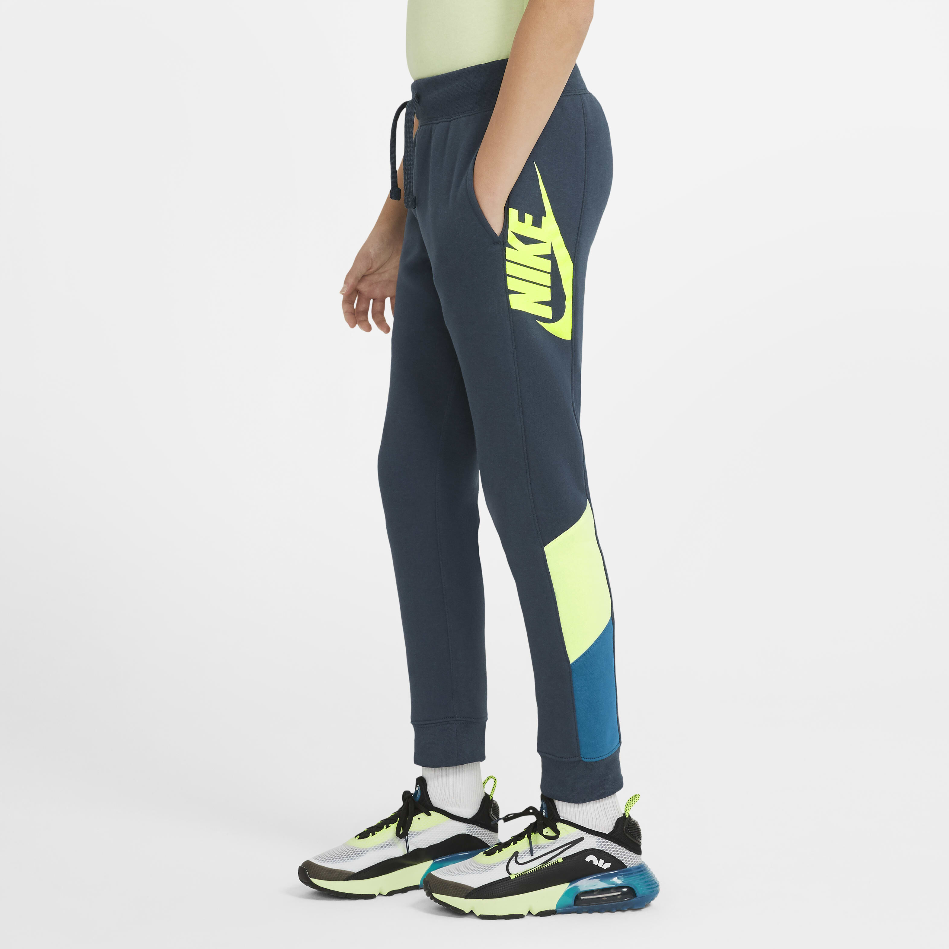 Nike Sportswear image number 0