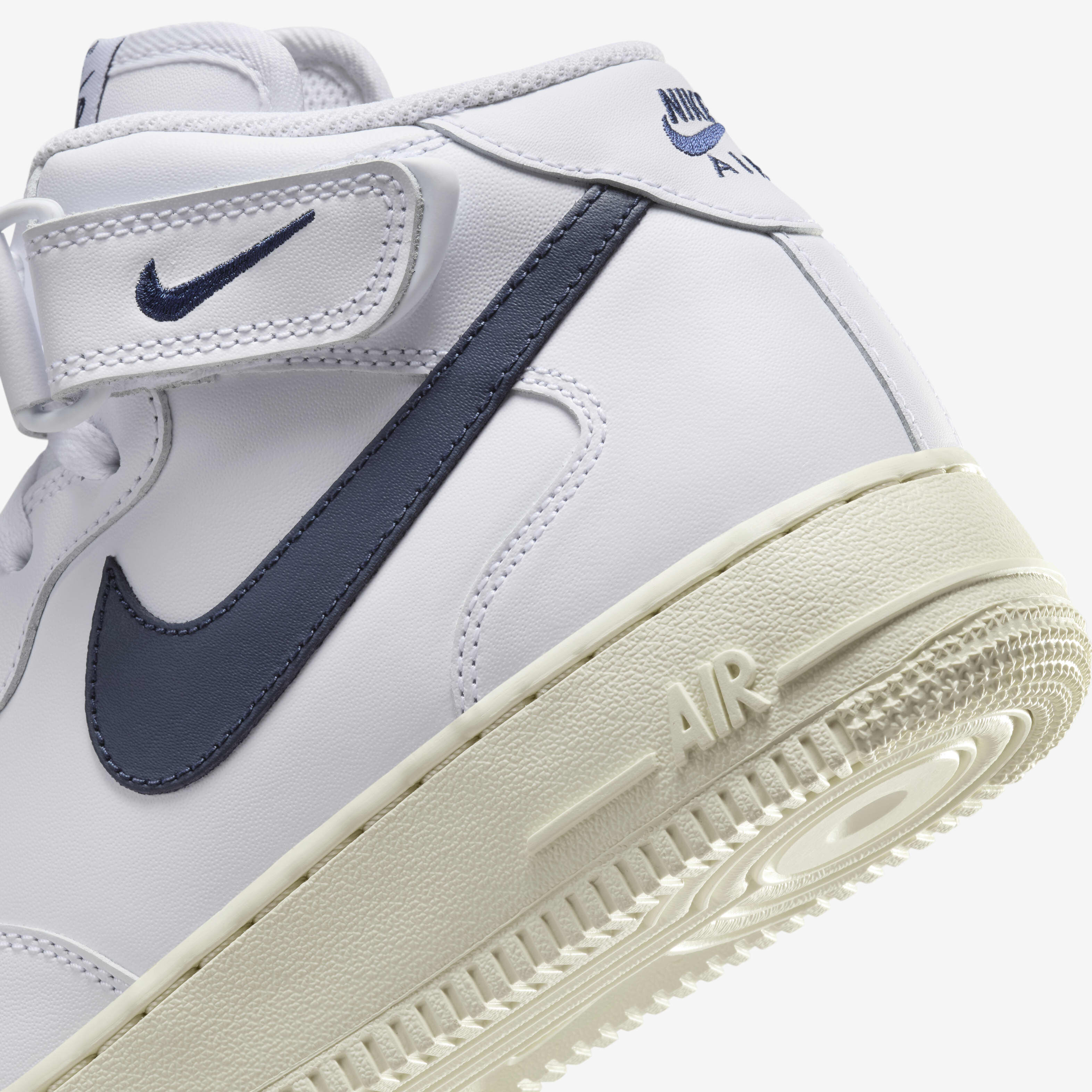 Nike air force 1 mid womens on sale shop
