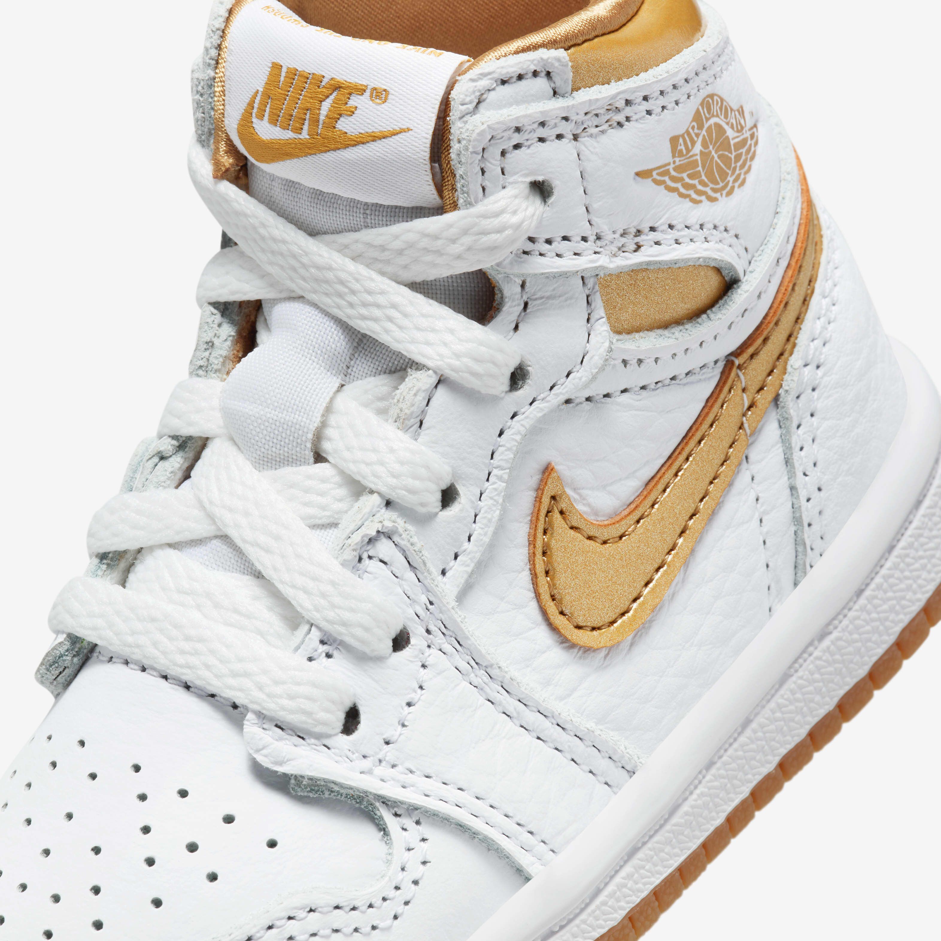 Jordan 1 Retro High OG 'Pro Green' image number 6