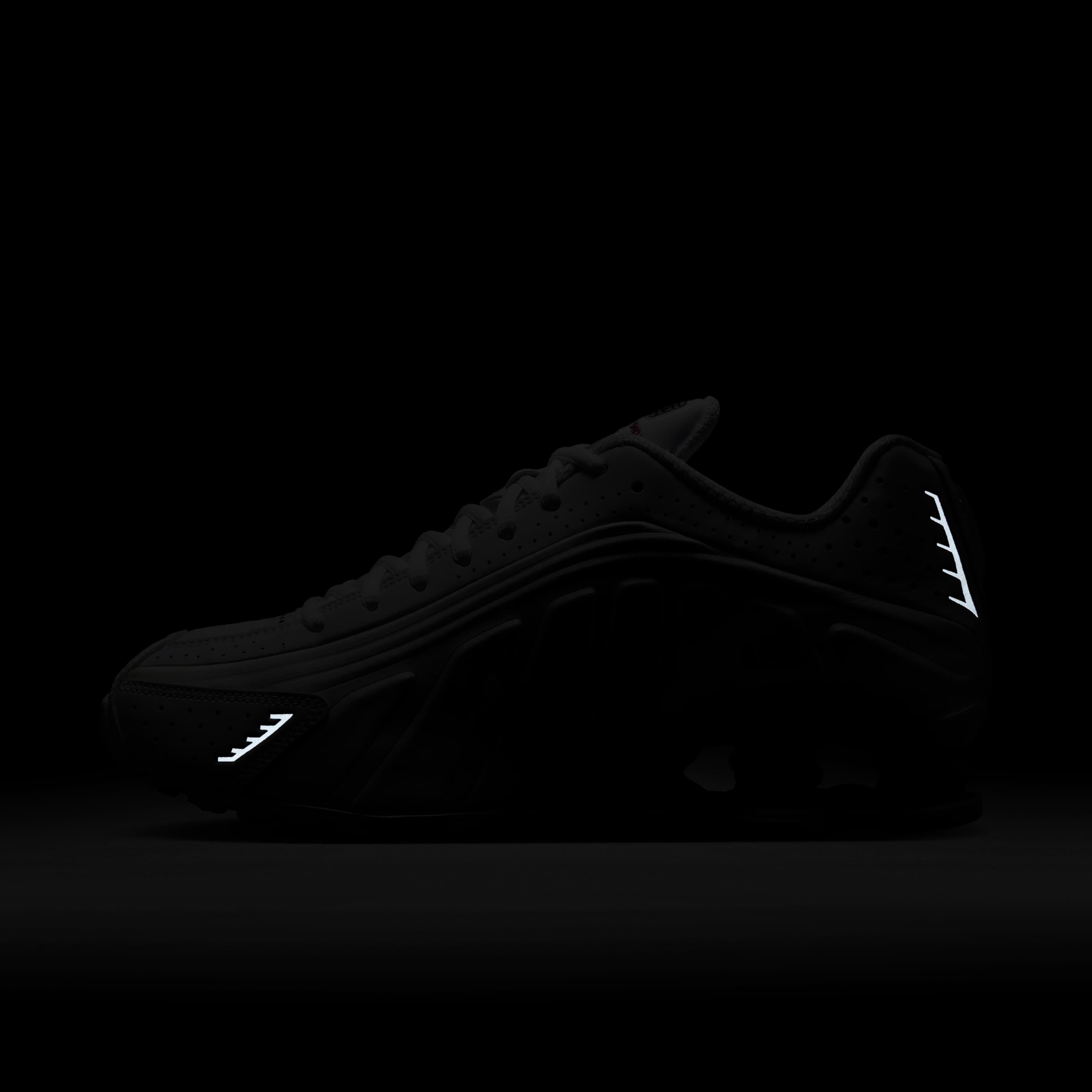 Nike Shox R4 image number 11
