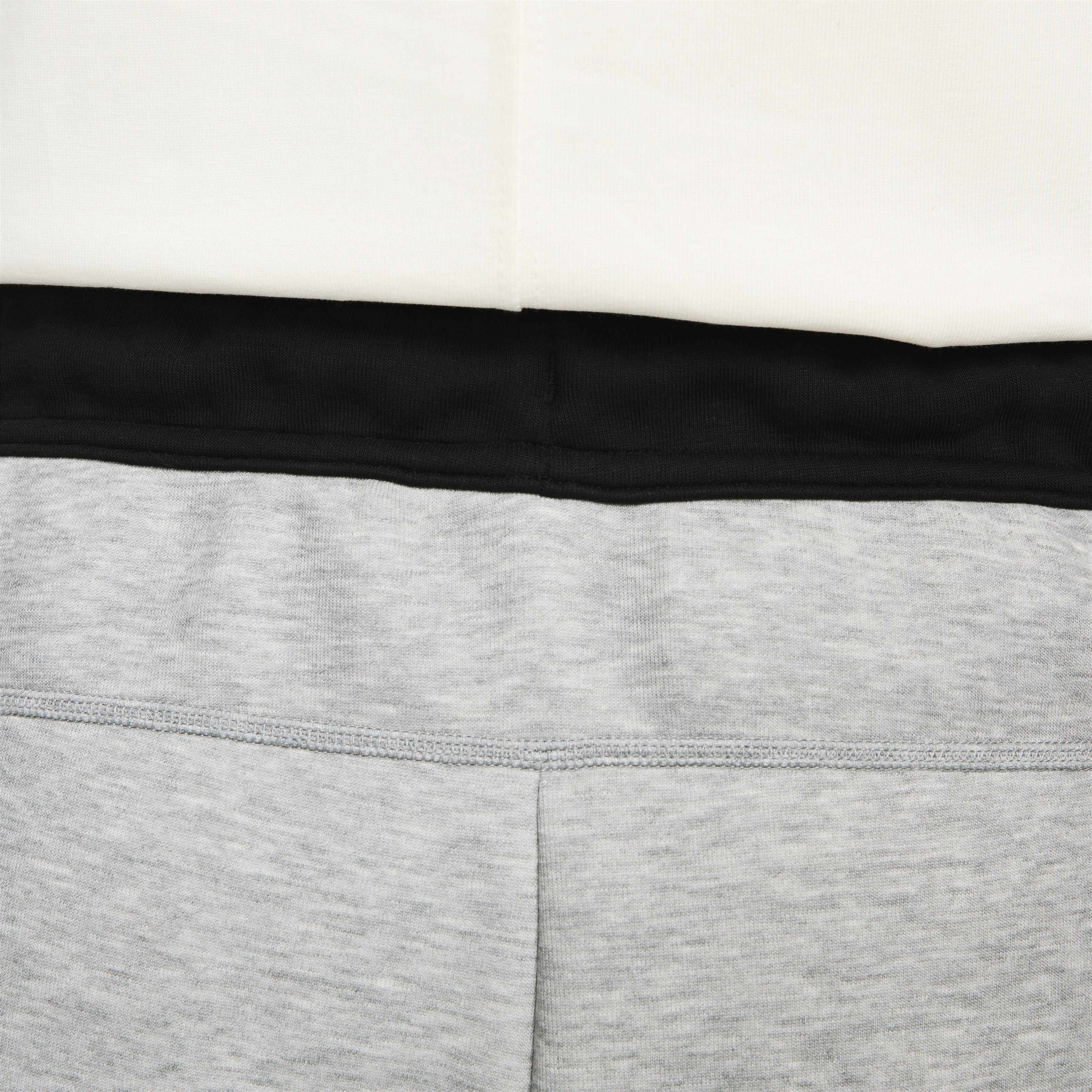Nike Sportswear Tech Fleece image number 6
