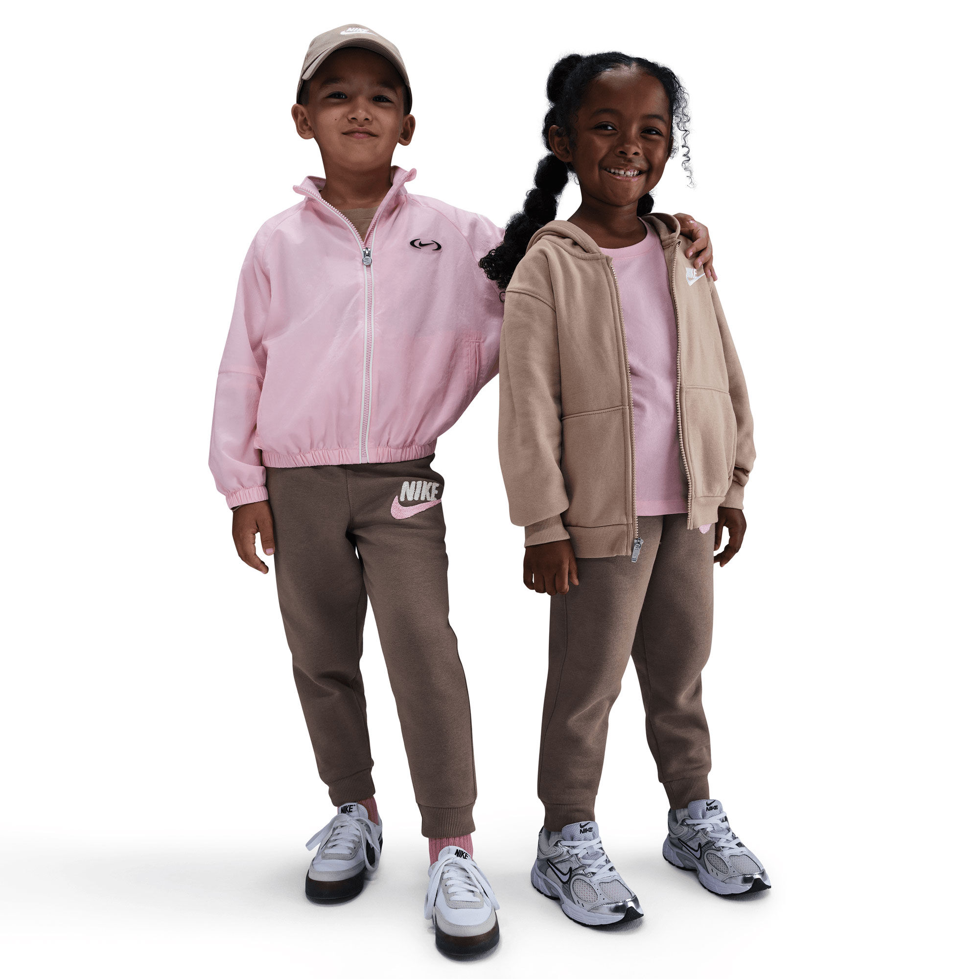 نايكي كلوب image number 1