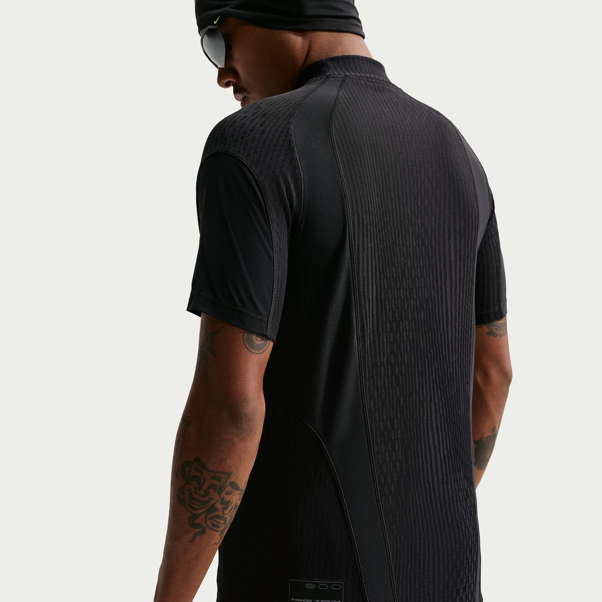 Zoom image