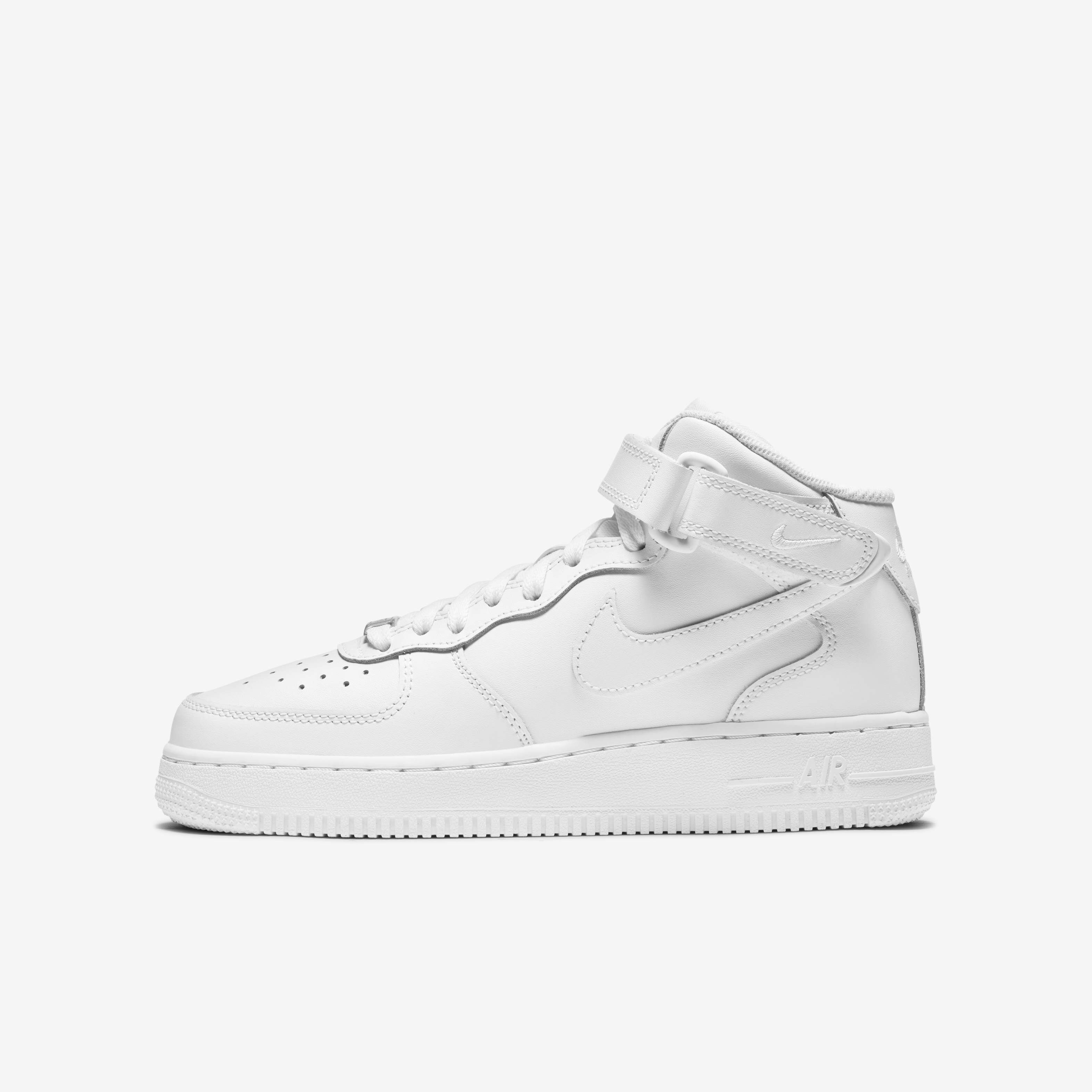 Nike Air Force 1 Mid LE image number 0