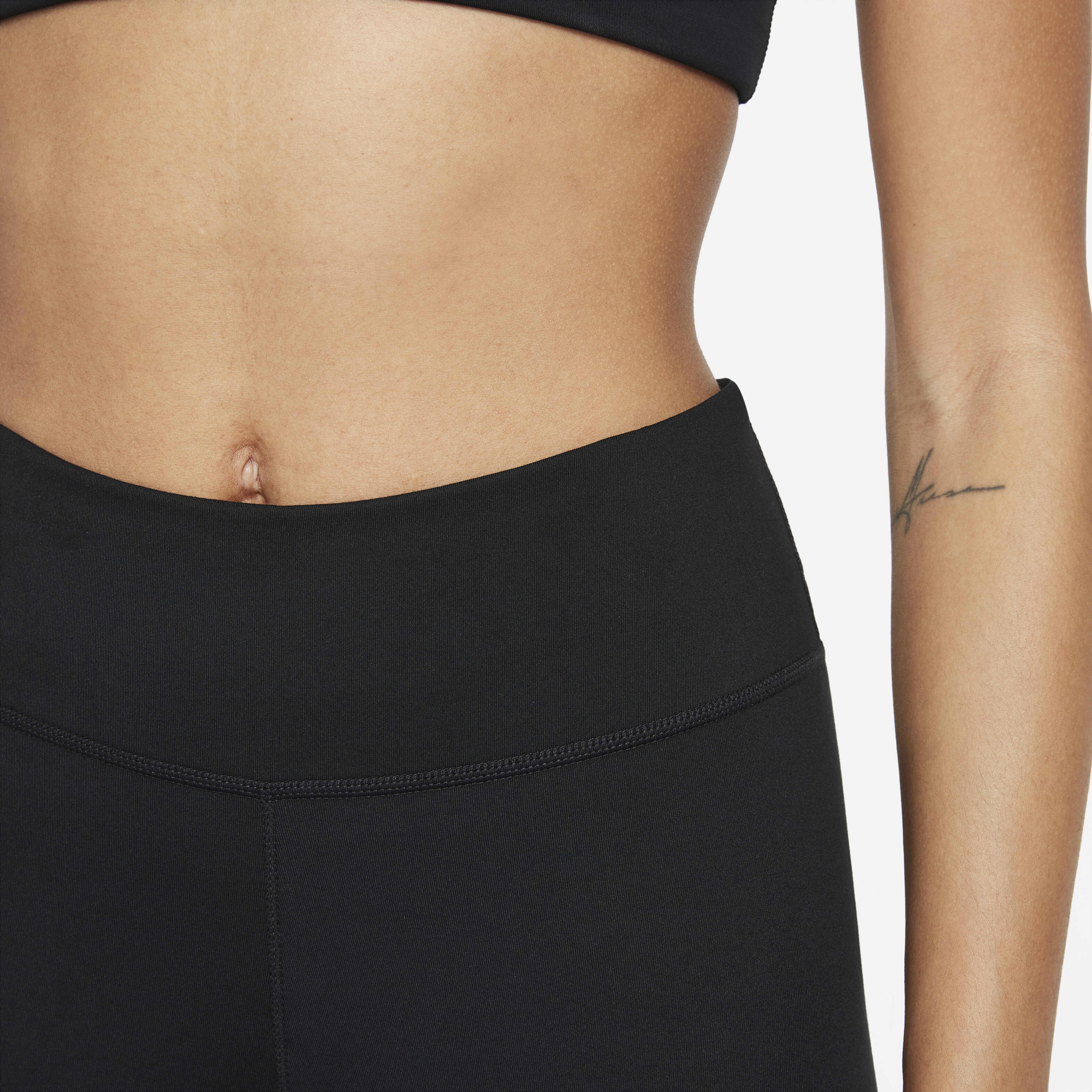 نايكي دراي-فت ون ايكون كلاش image number 2